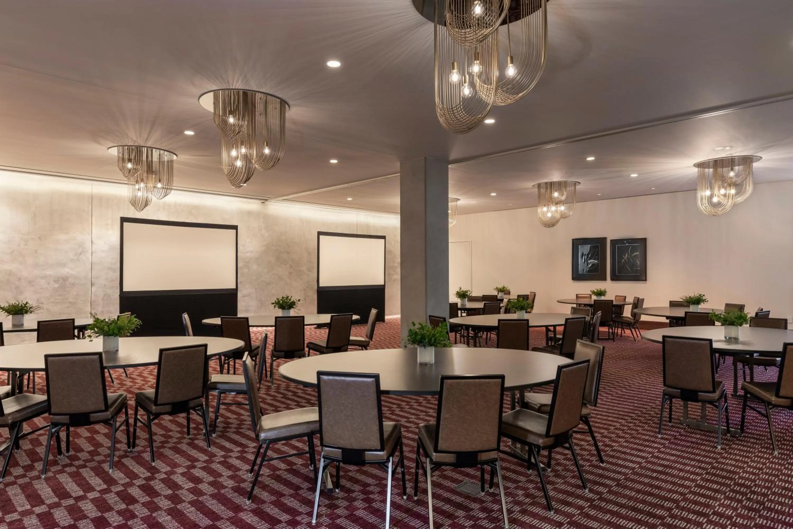 Business facilities in Thompson Denver, by Hyatt