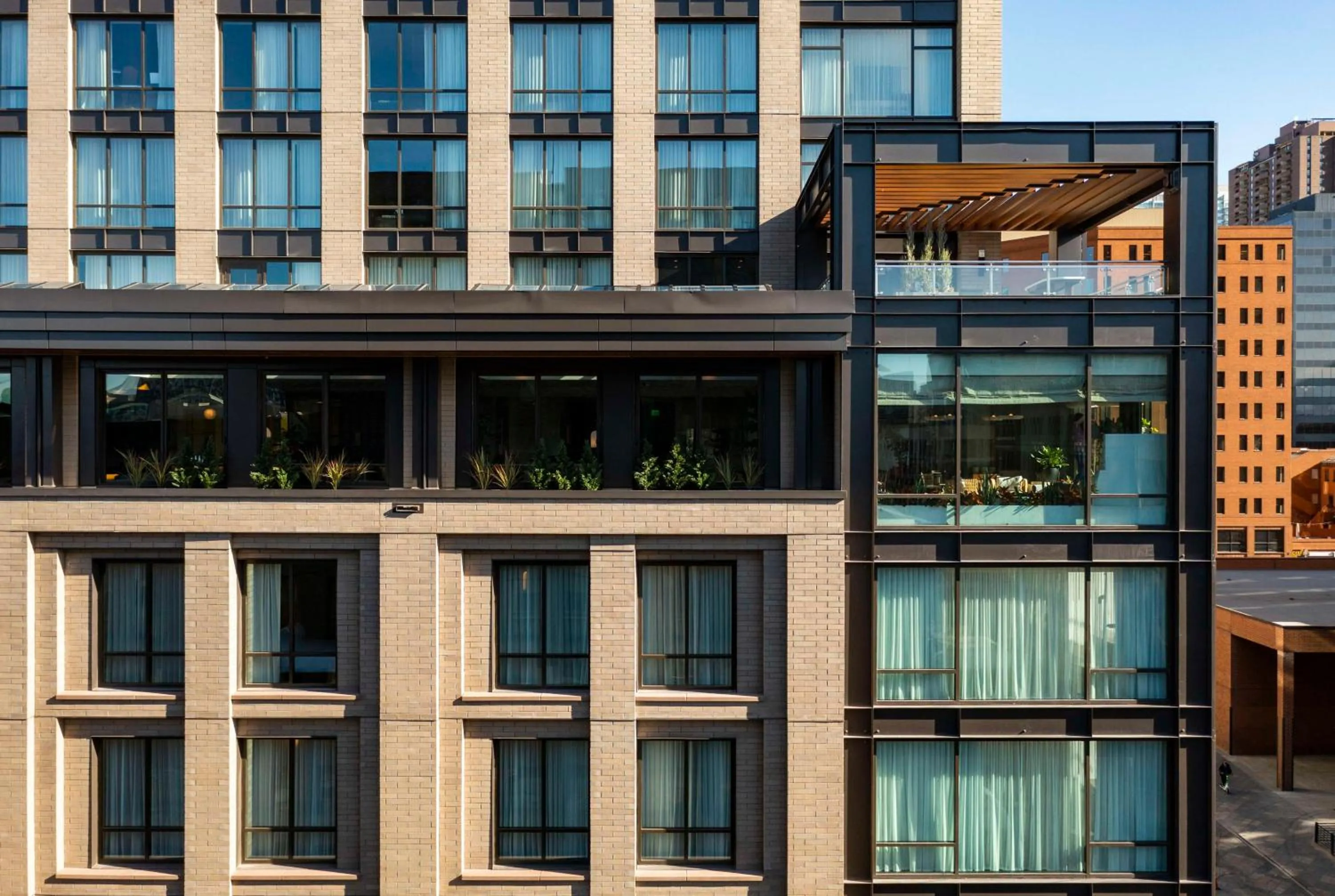 Property building in Thompson Denver, by Hyatt