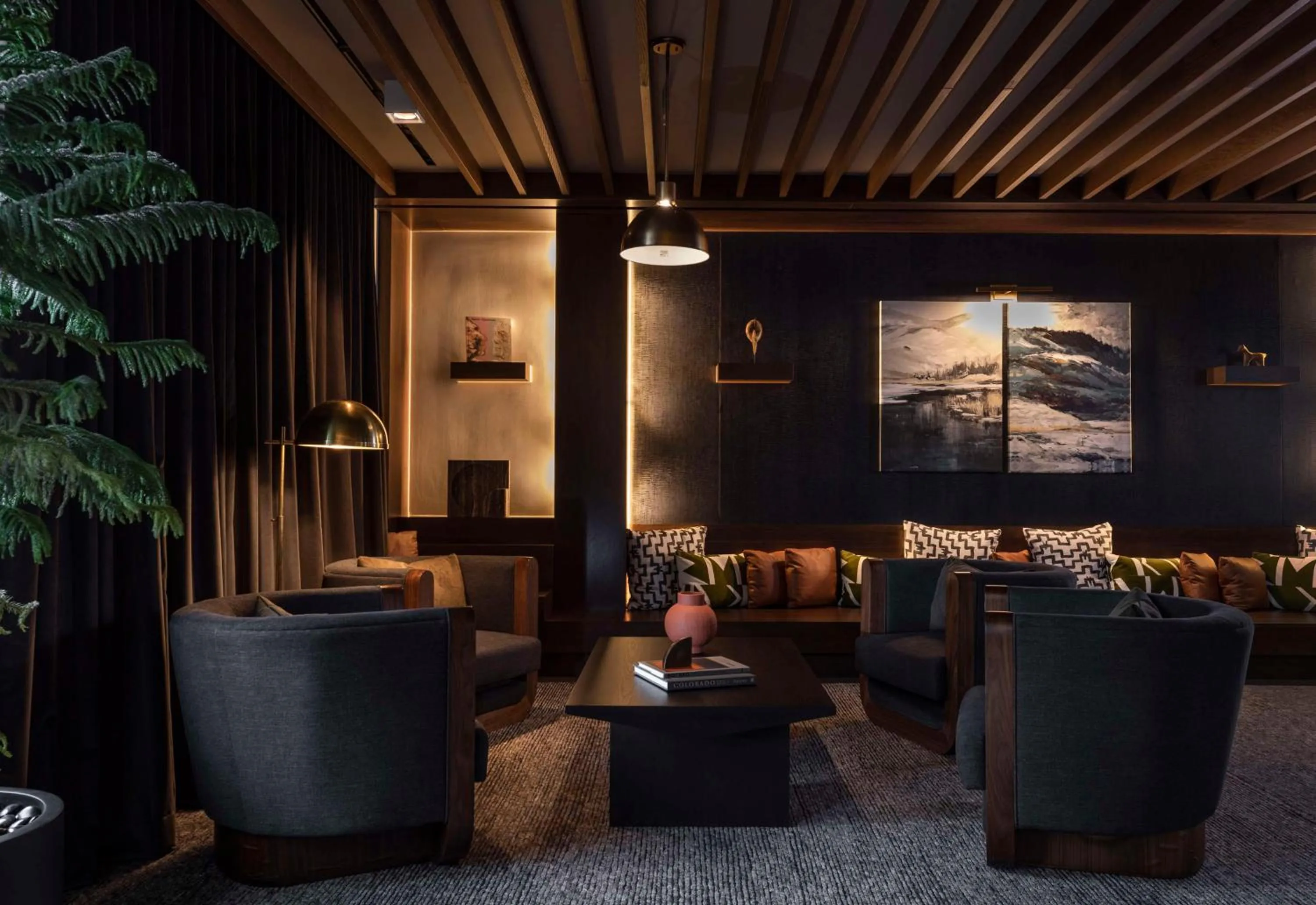 Lounge or bar in Thompson Denver, by Hyatt