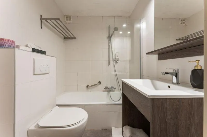 Bathroom in Hotel karel de stoute