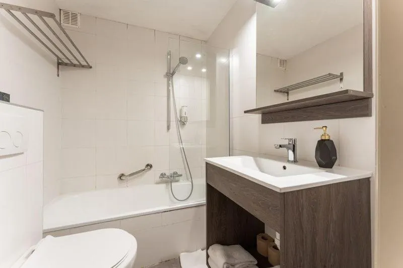 Bathroom in Hotel karel de stoute