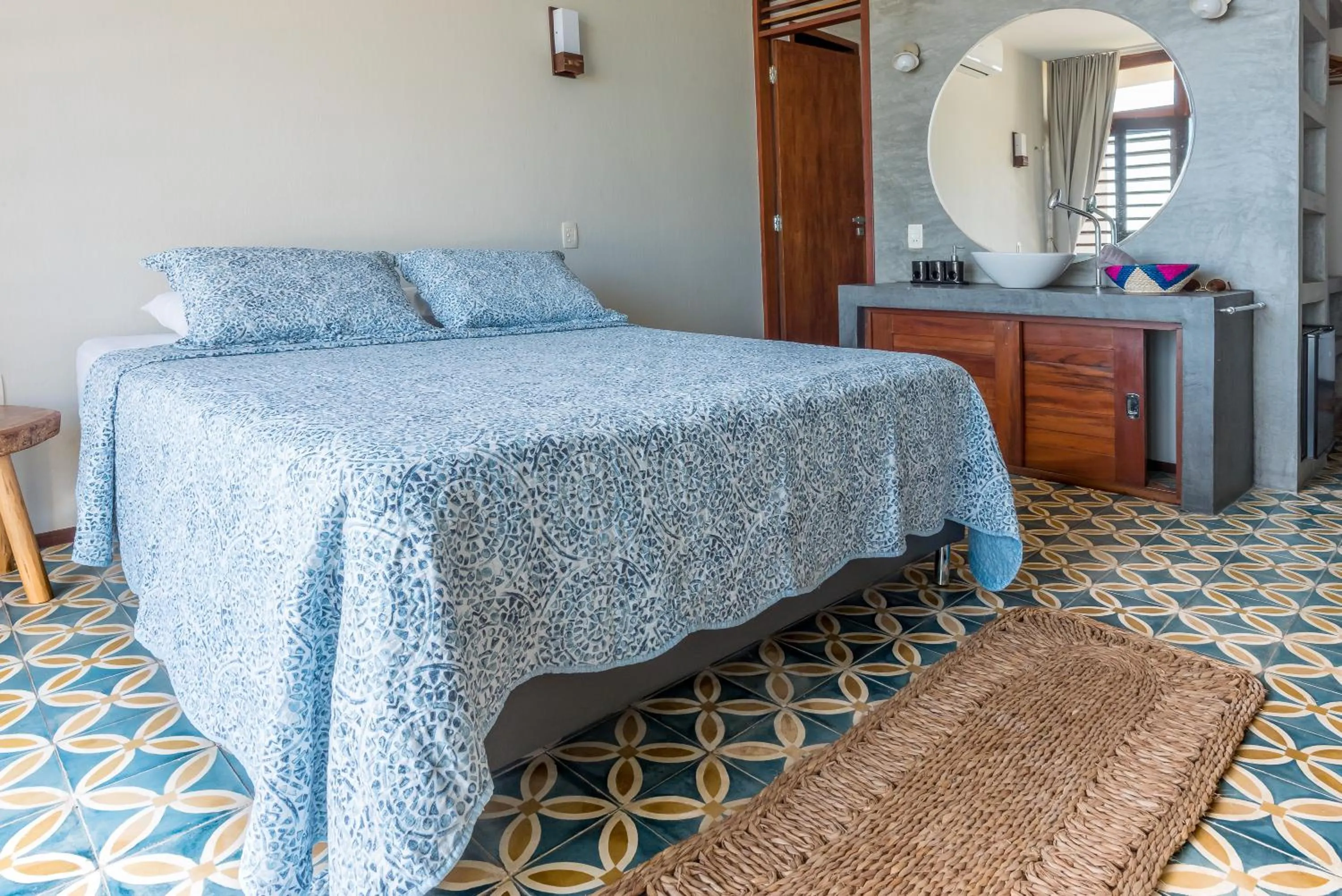 Beach, Bed in Dolce Vita Guest House