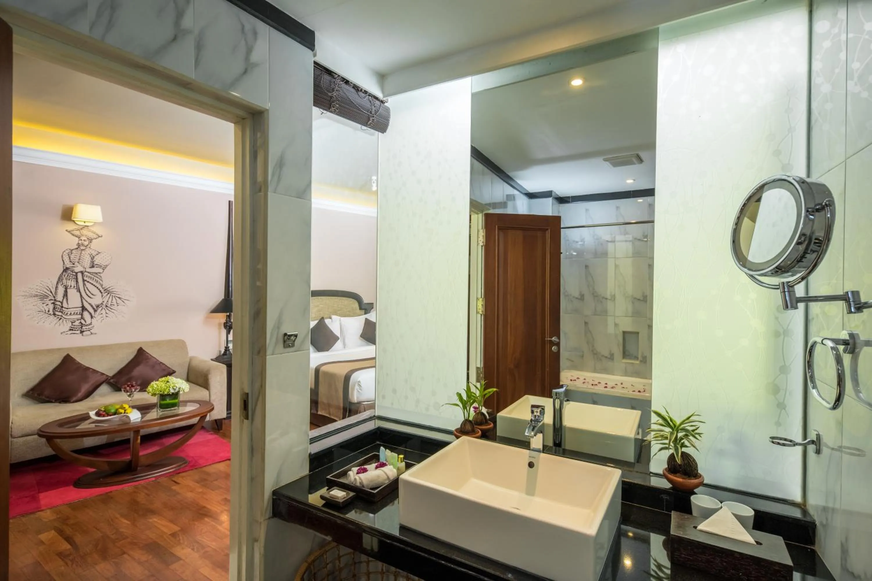 Bathroom in Earl's Regent Hotel