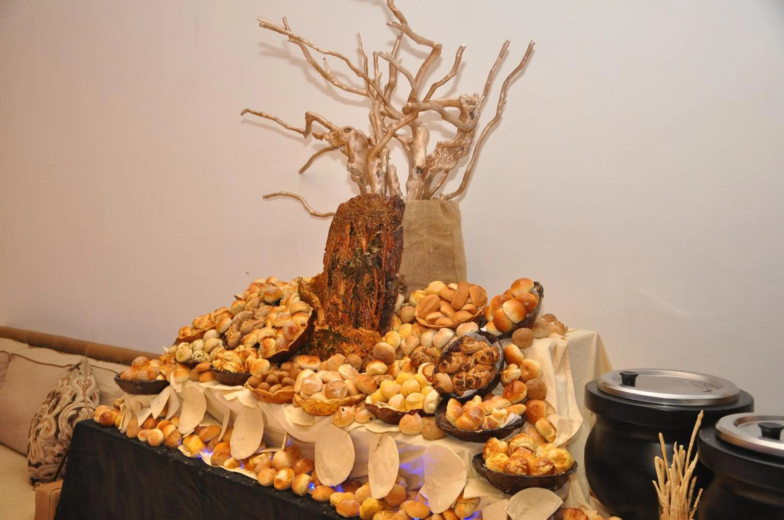 Buffet breakfast in Earl's Regent Hotel