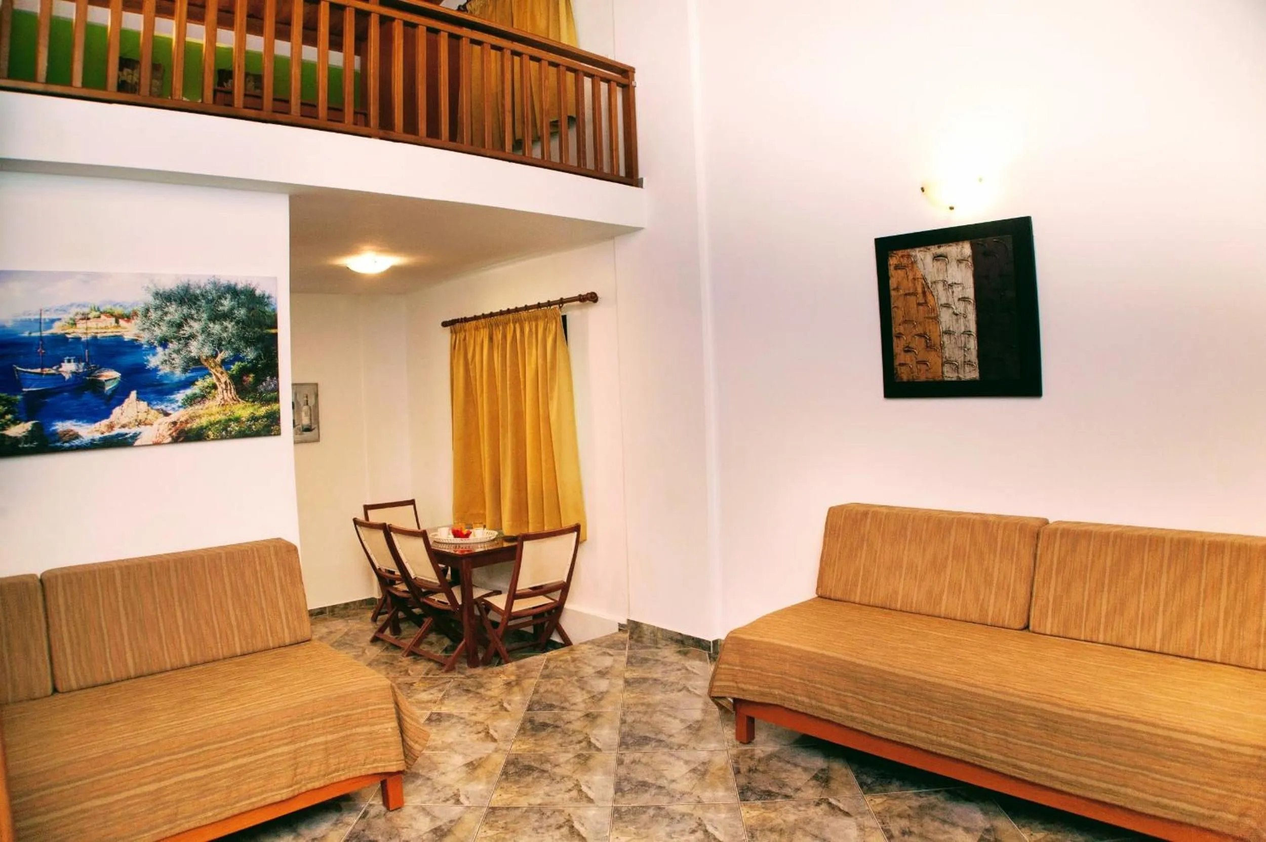 Photo of the whole room in Ippoliti Village