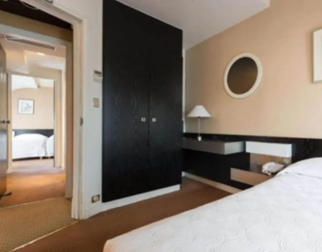 Photo of the whole room, Bed in HOTEL ALISON