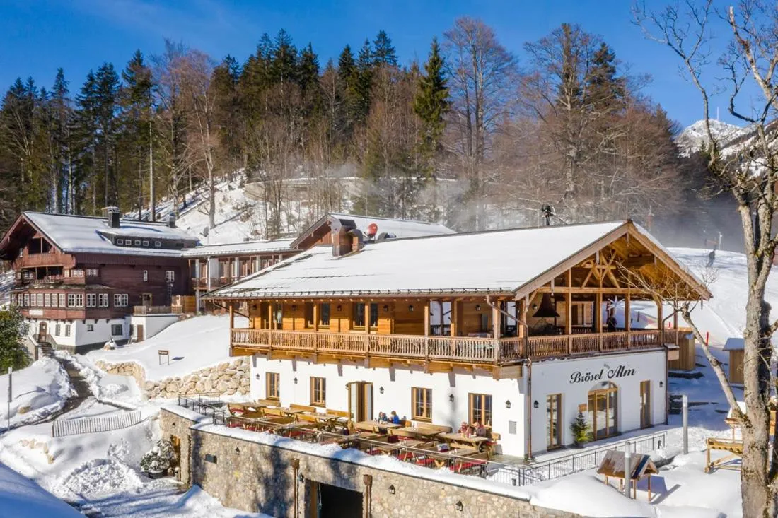 Restaurant/places to eat in Berghotel Sudelfeld