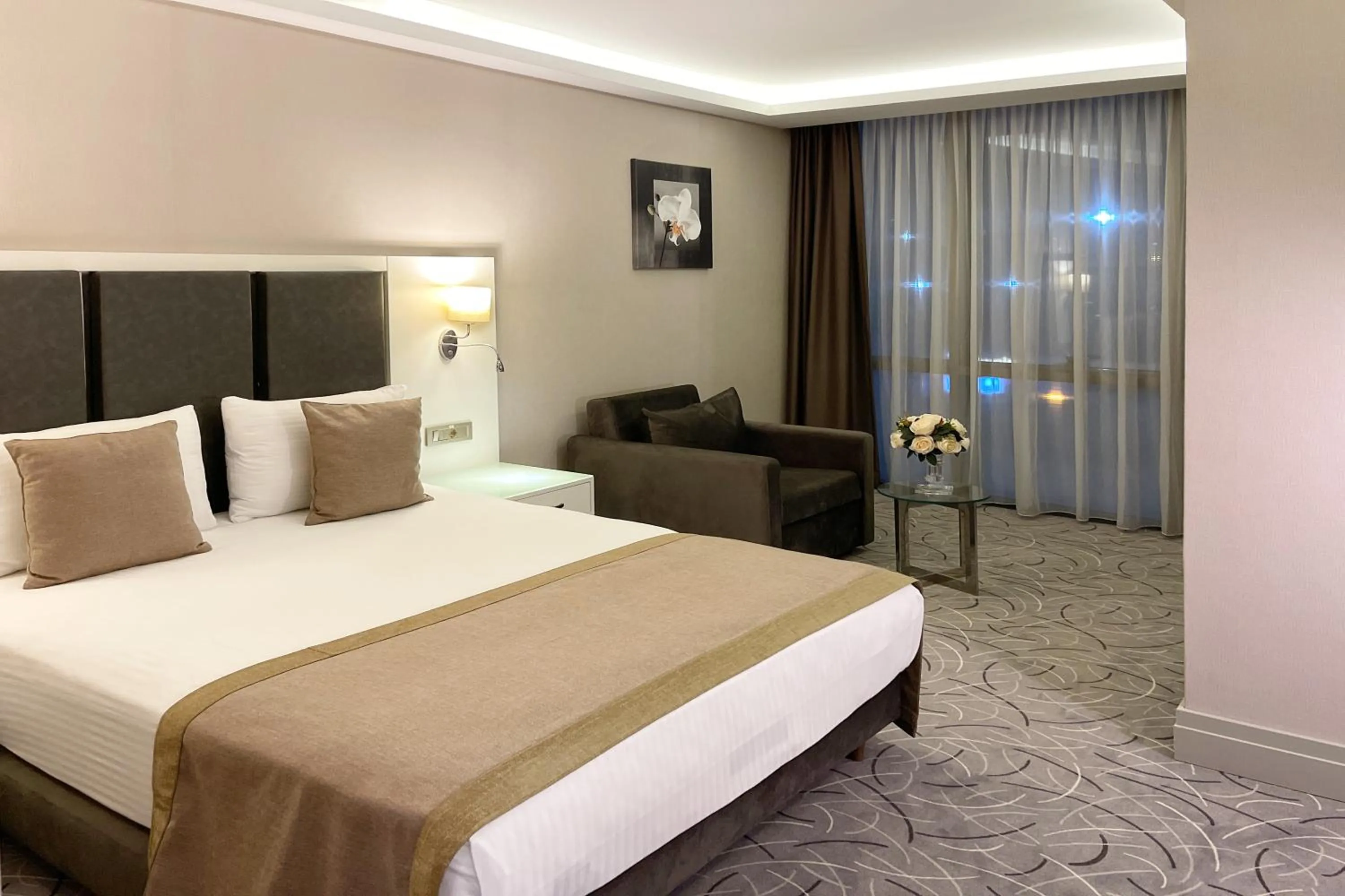 Photo of the whole room, Bed in The Conforium Hotel Van