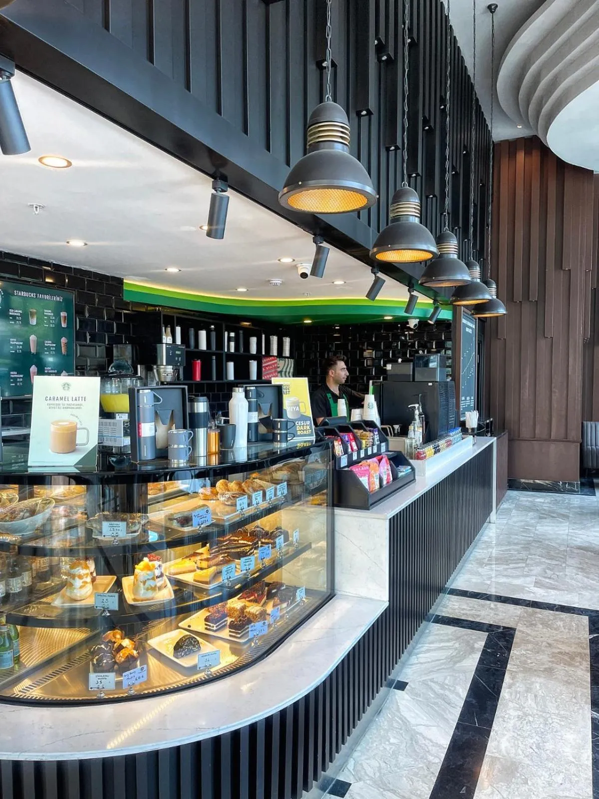 Food and drinks in The Conforium Hotel Van