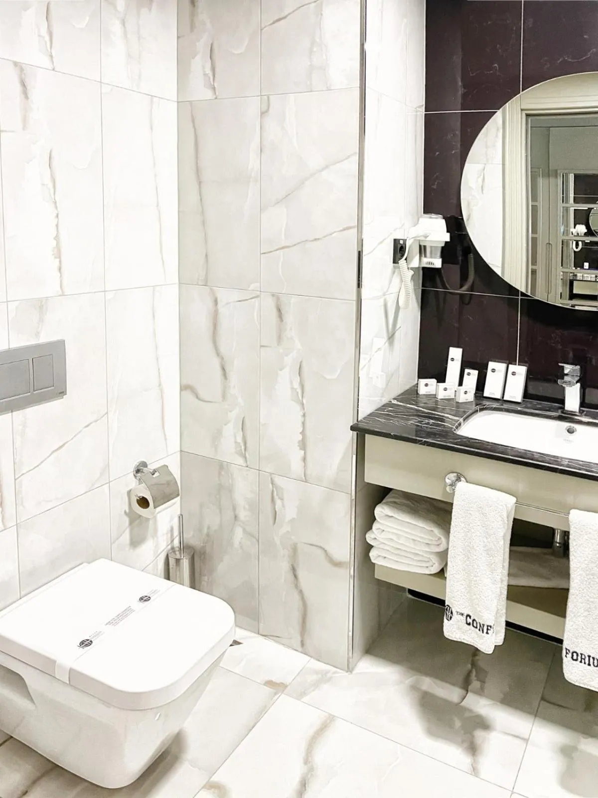 Toilet in The Conforium Hotel Van