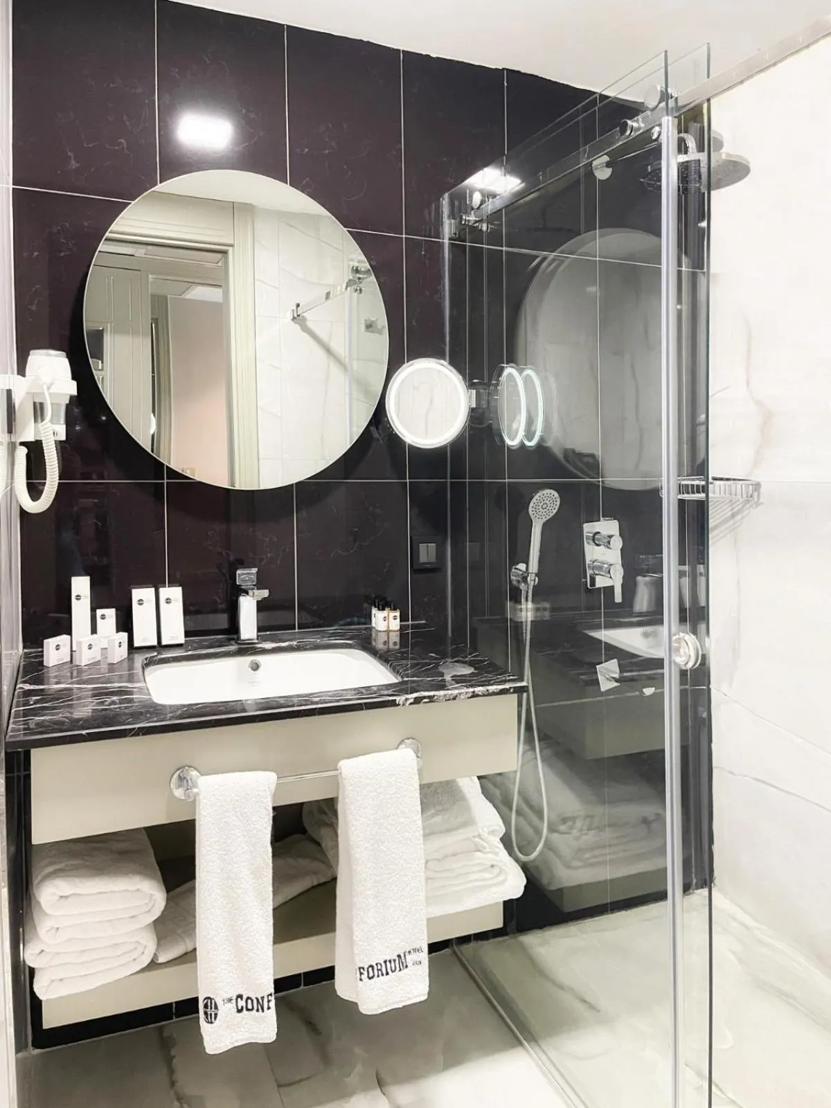 Bathroom in The Conforium Hotel Van