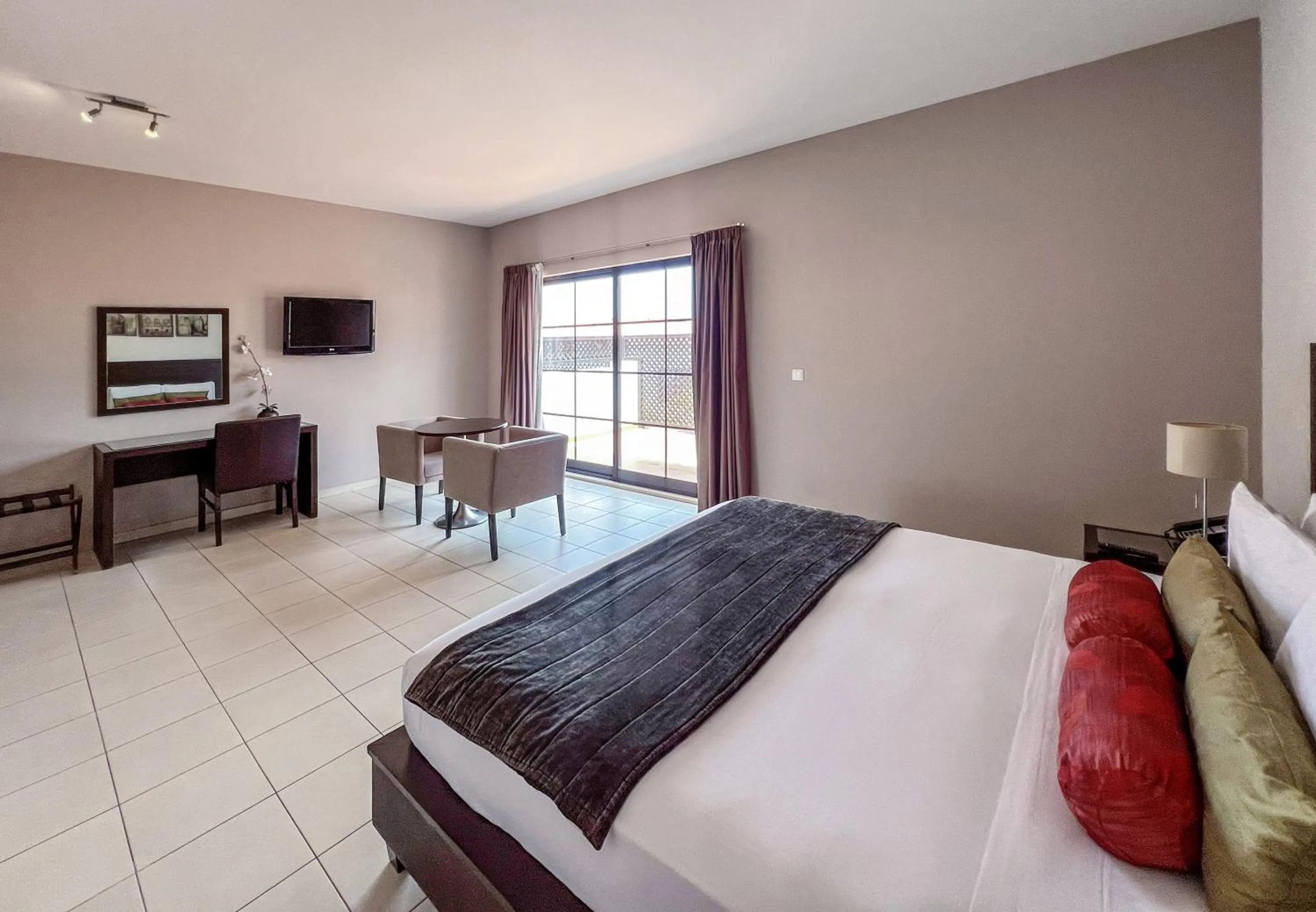 Bed in Melia Tortuga Beach - All Inclusive