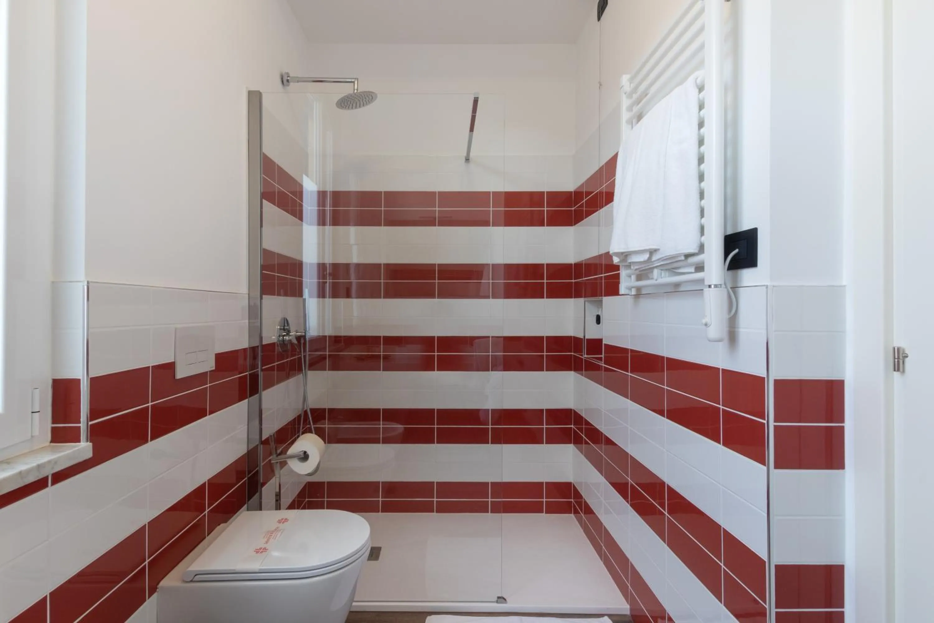 Shower in The Time -Home & Hotel-