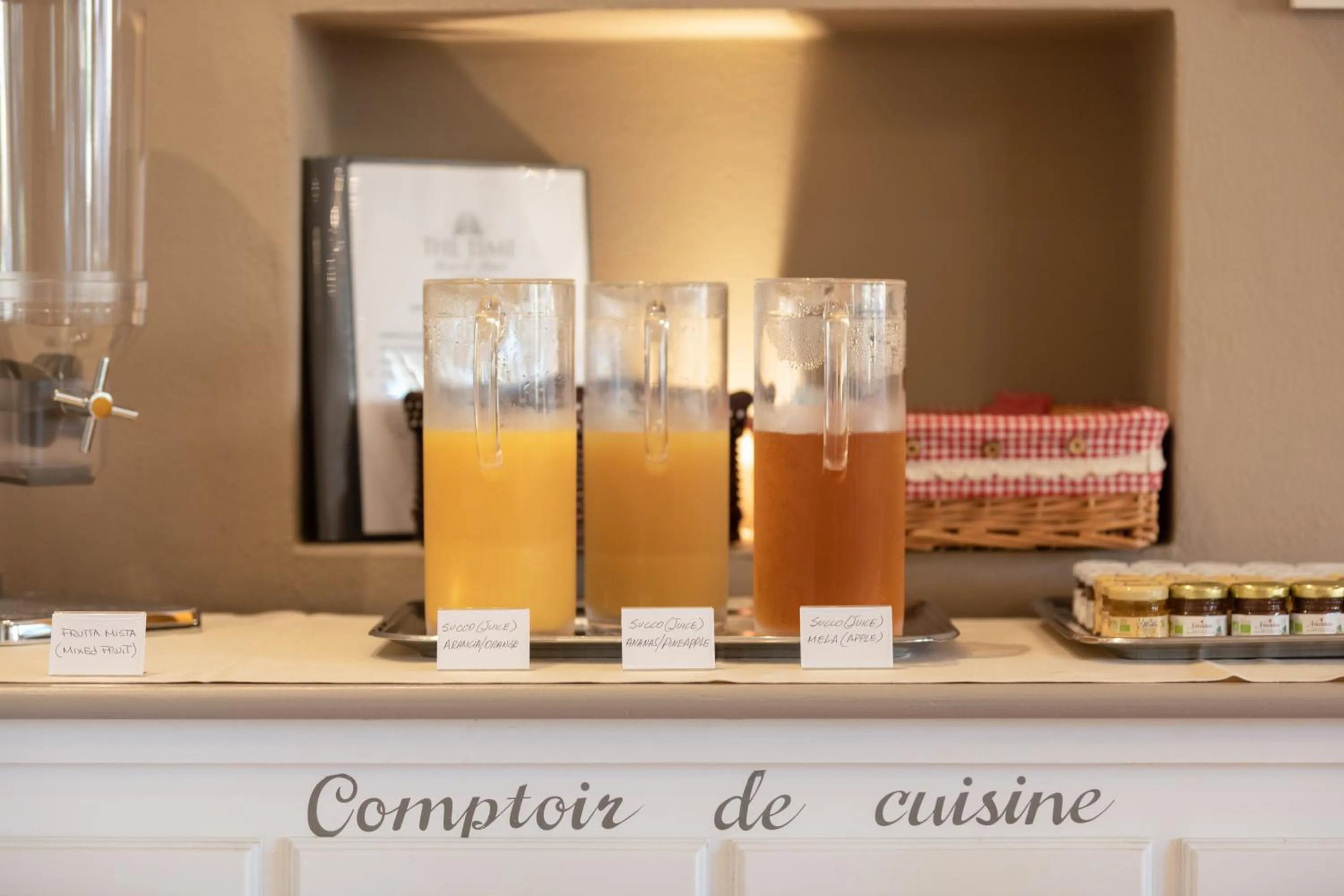 Breakfast in The Time -Home & Hotel-