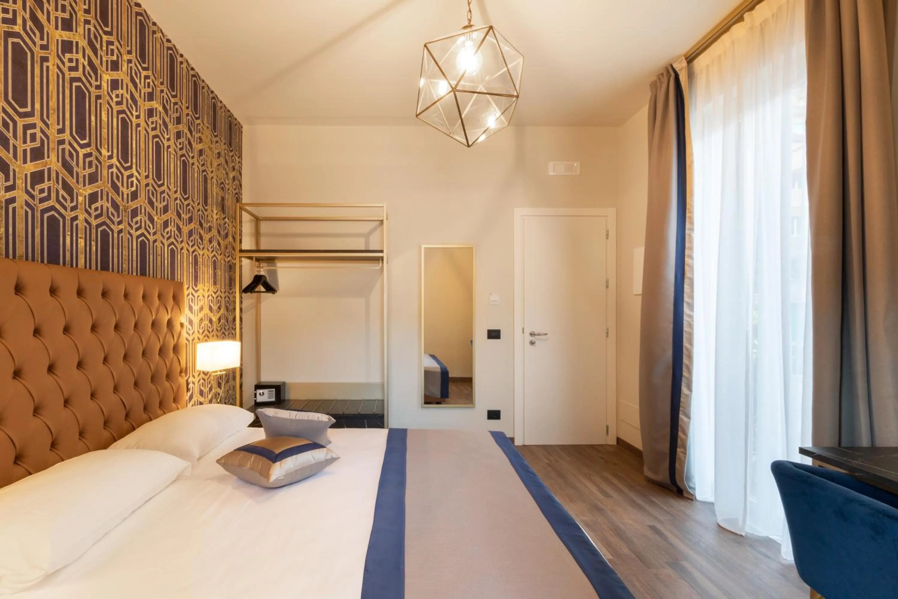 Bed in The Time -Home & Hotel-