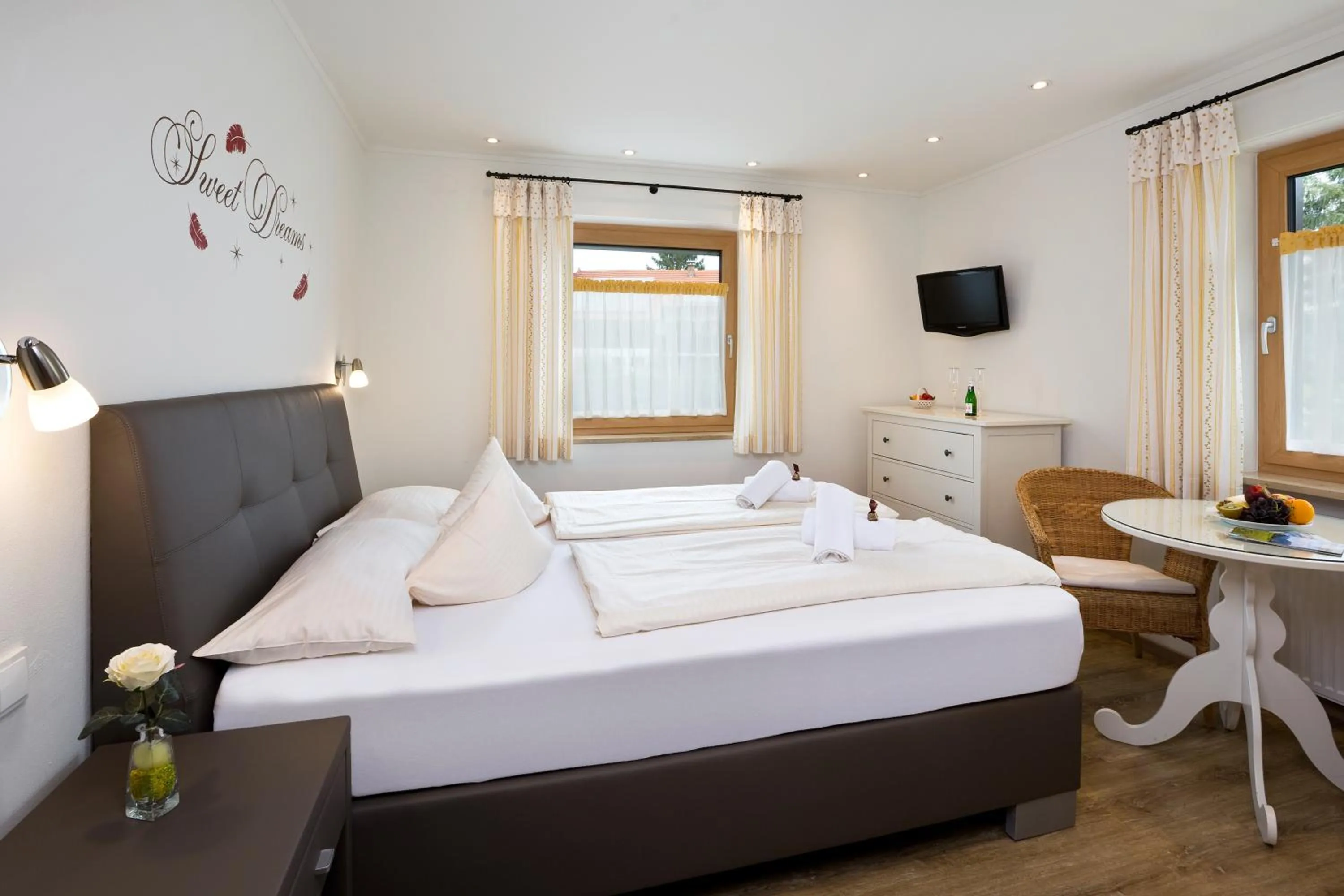 Photo of the whole room, Bed in Hotel Bergidyll