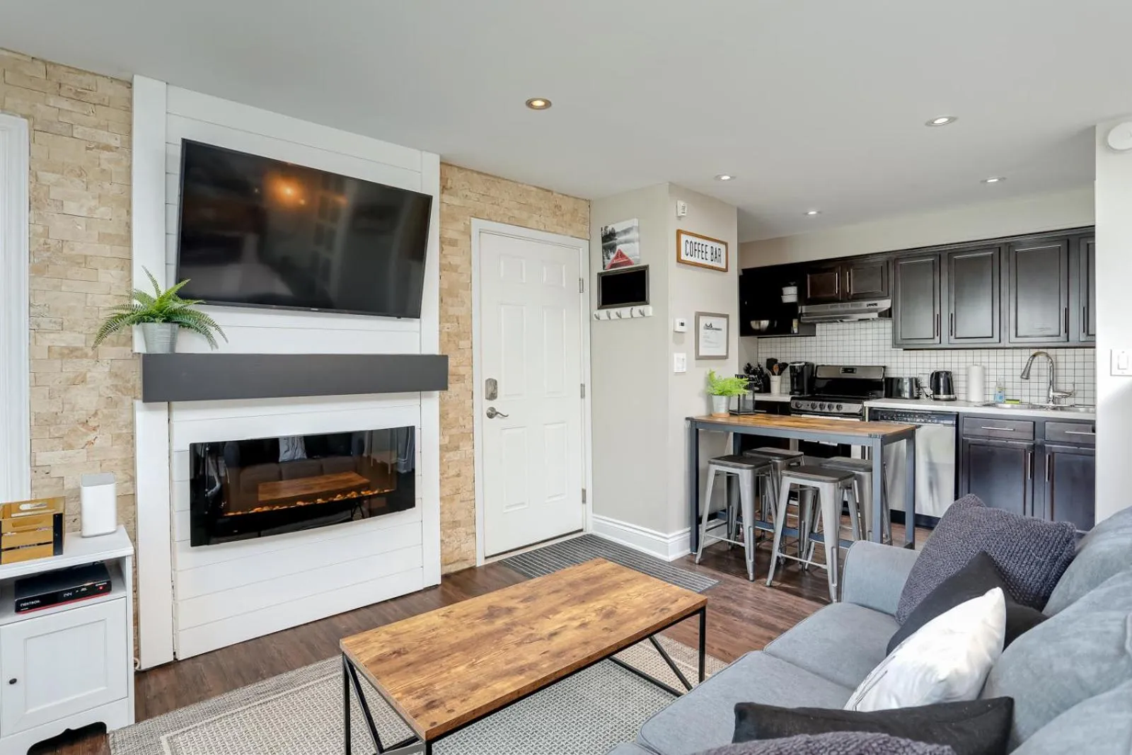 Blue Mountain Creekside Studio at North Creek Resort