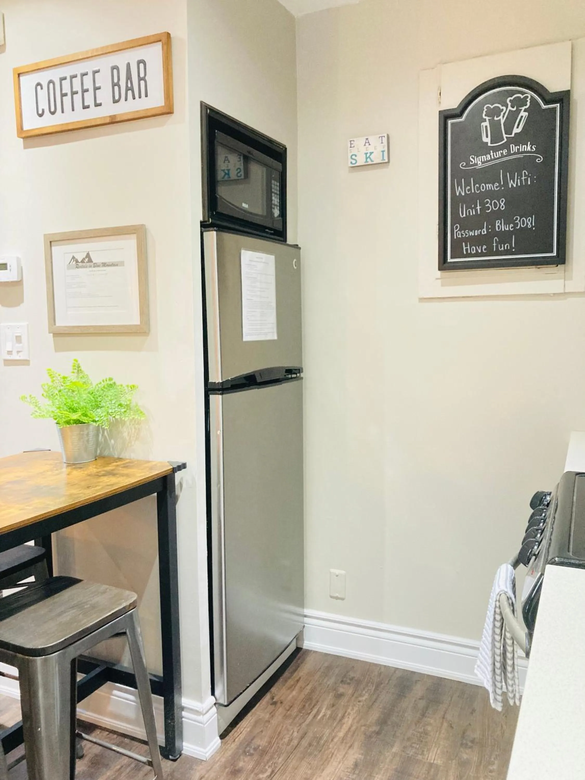 Blue Mountain Creekside Studio at North Creek Resort