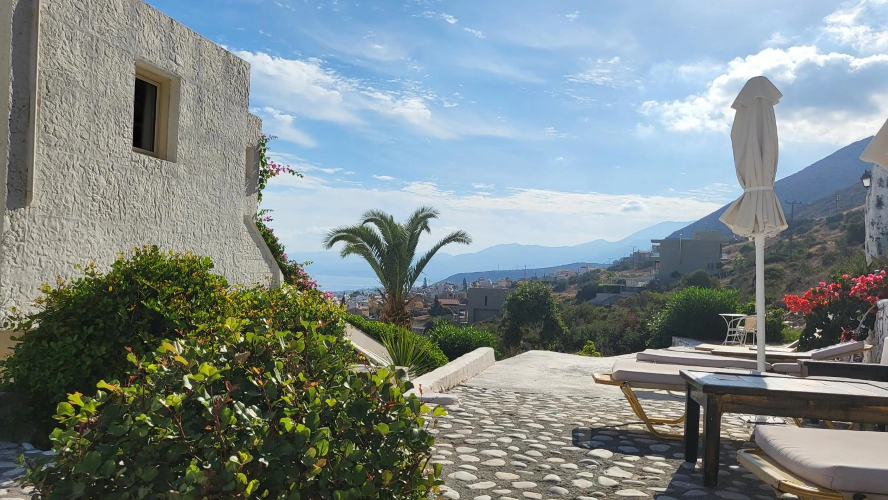 sunbed in Private Studio Korifi sea view