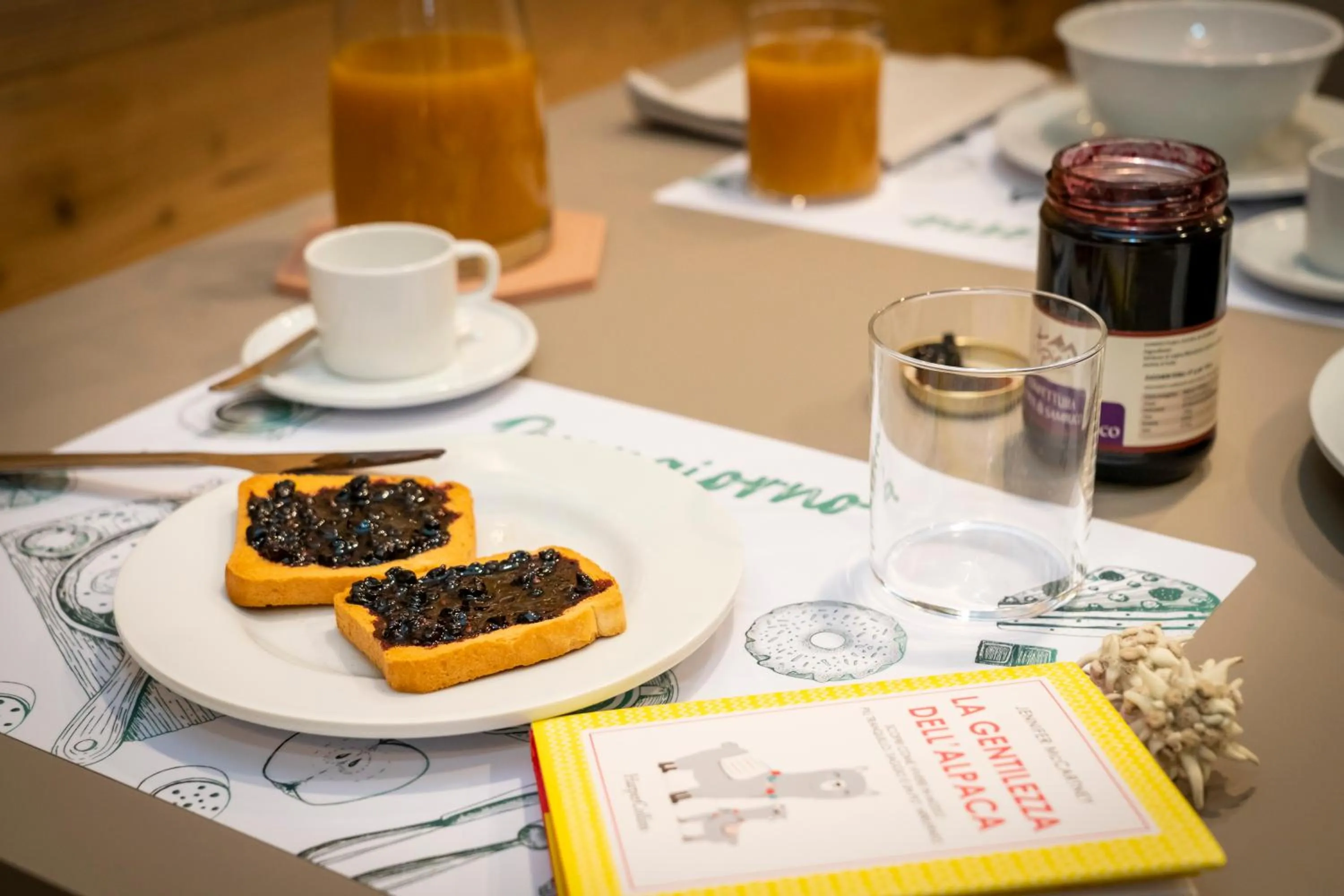 Food in Nira Mountain Resort Futura