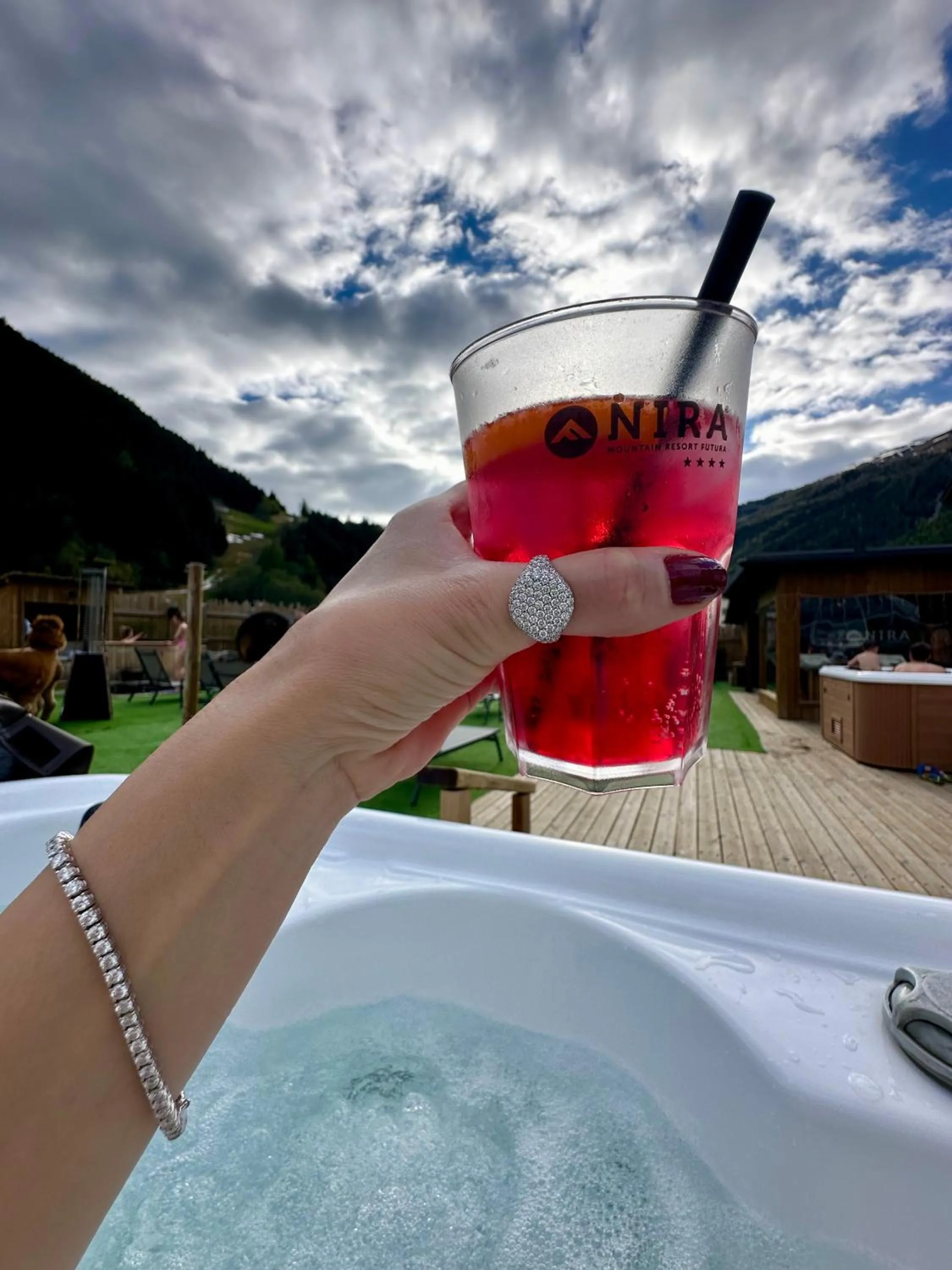 Garden in Nira Mountain Resort Futura