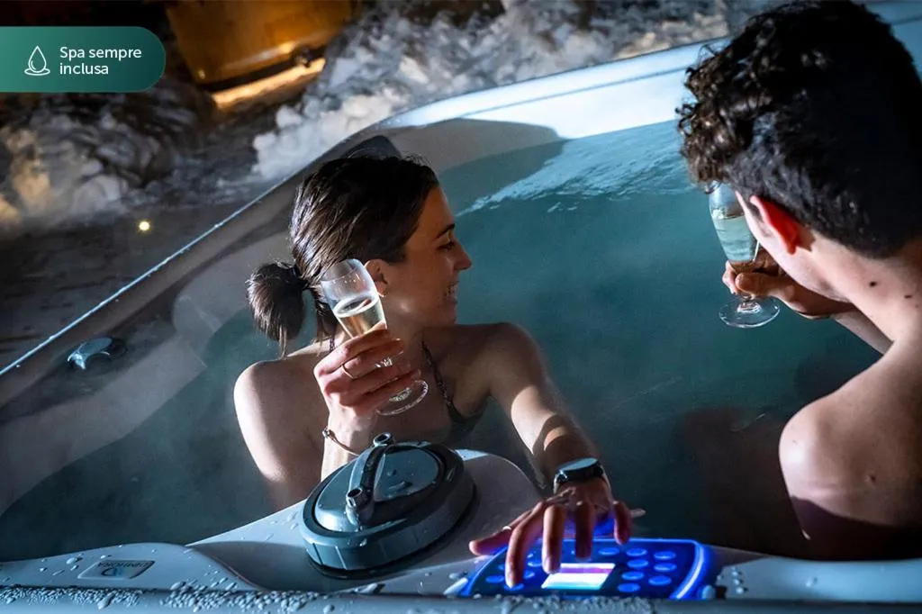 Hot Tub in Nira Mountain Resort Futura