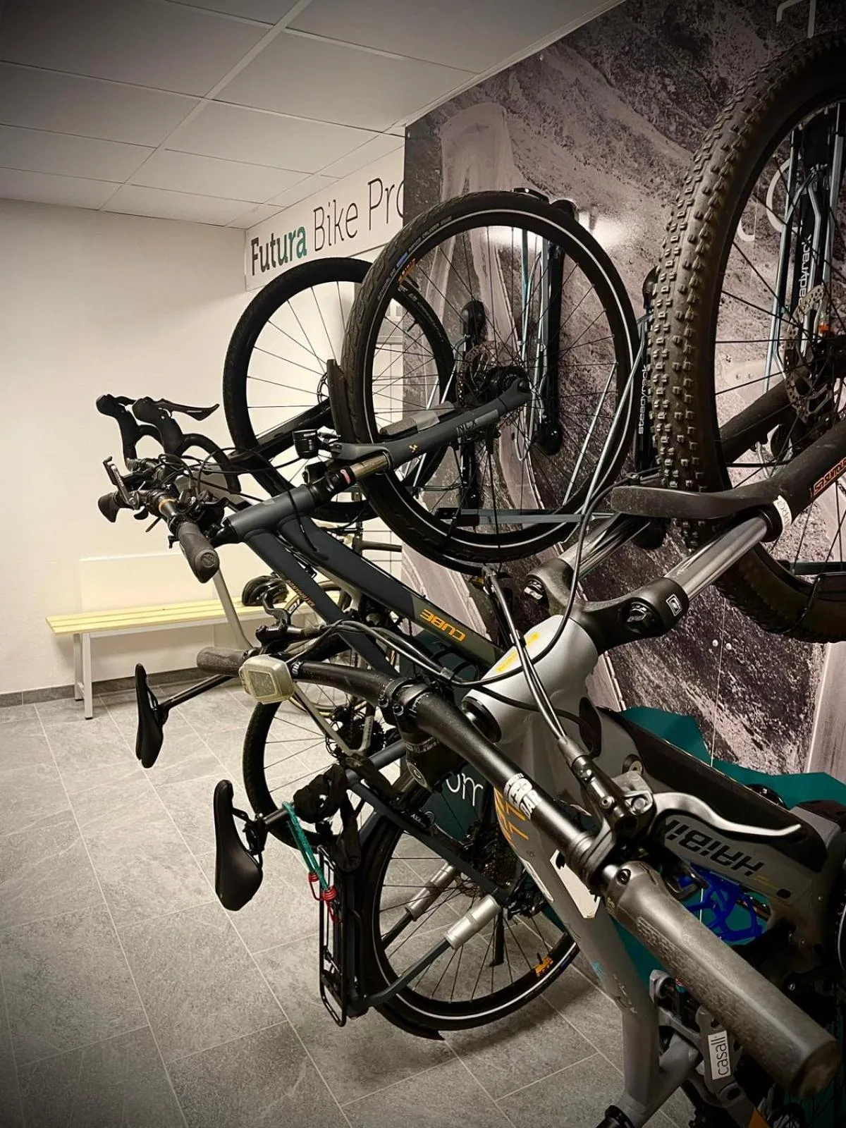 Cycling in Nira Mountain Resort Futura