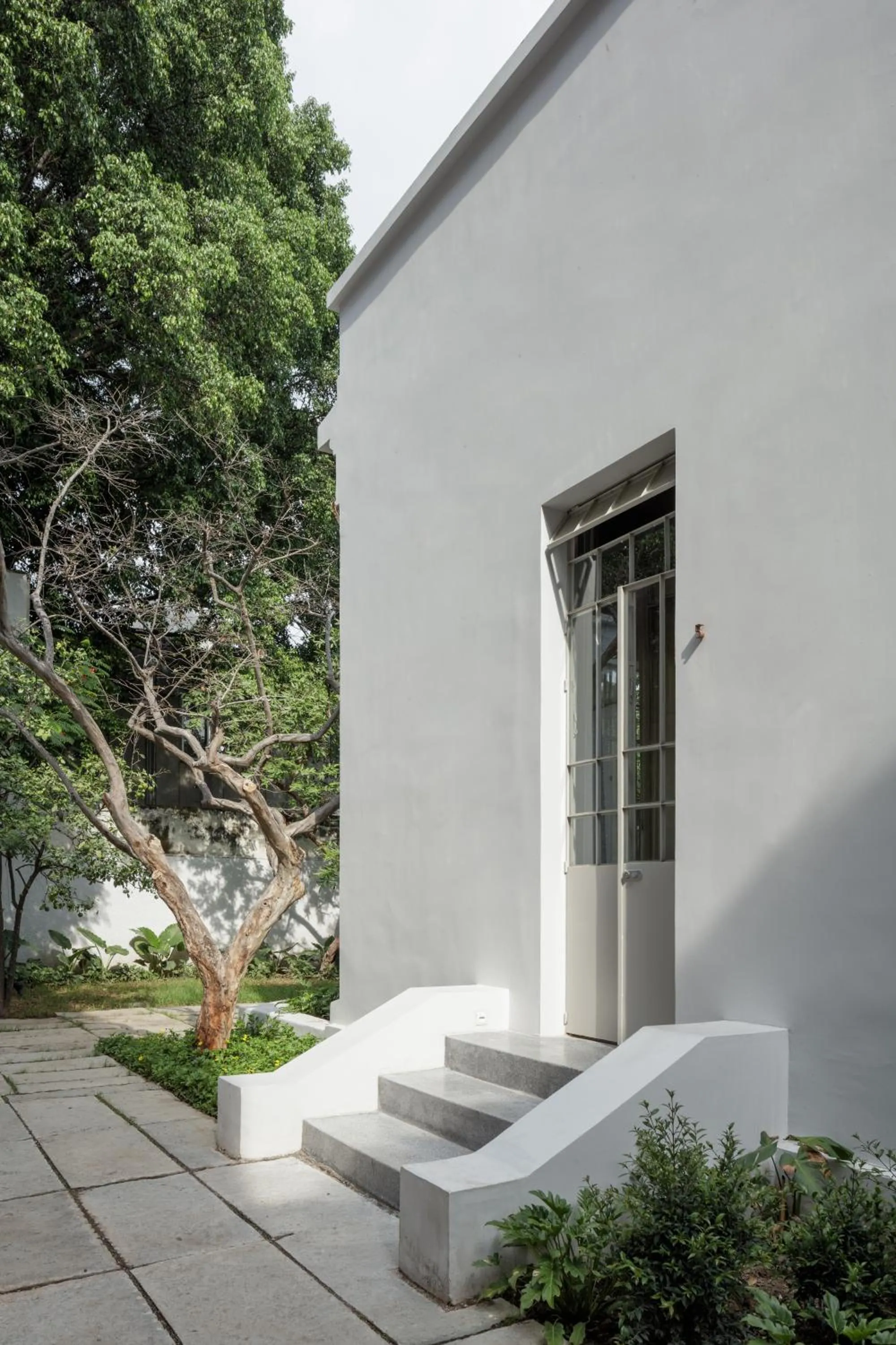 Property building in Casa Bosque Eduviges