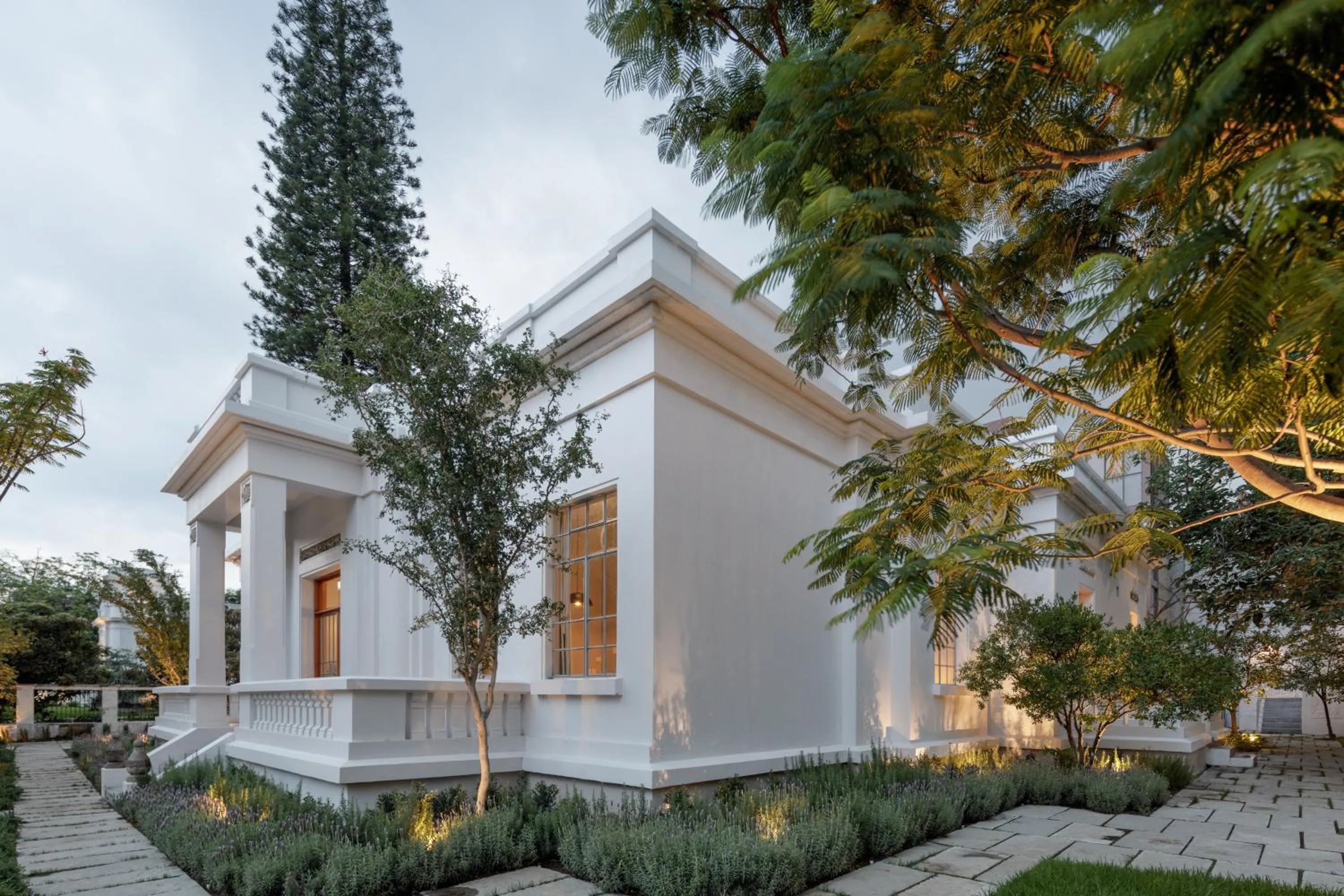 Property building in Casa Bosque Eduviges