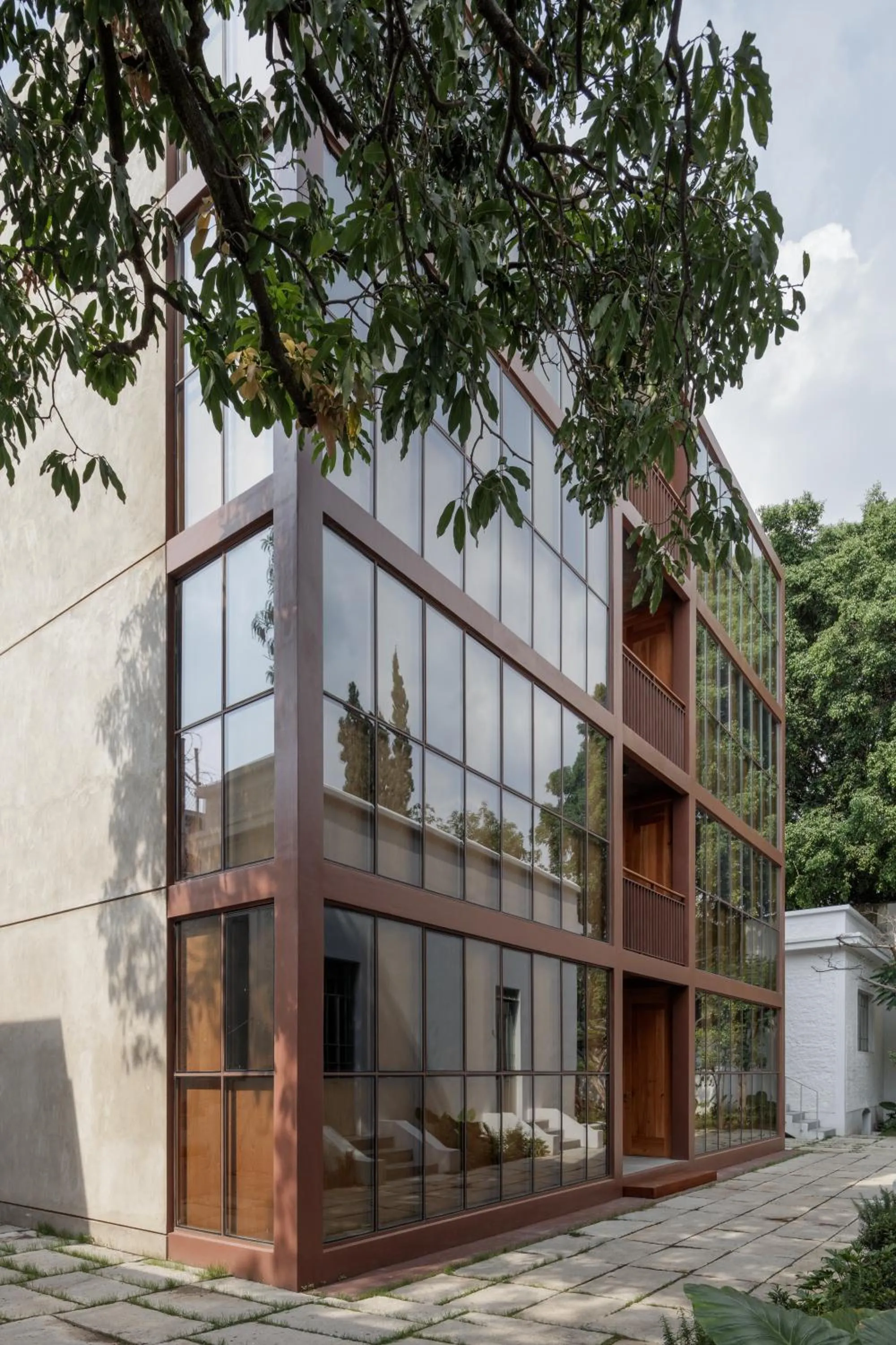 Property building in Casa Bosque Eduviges