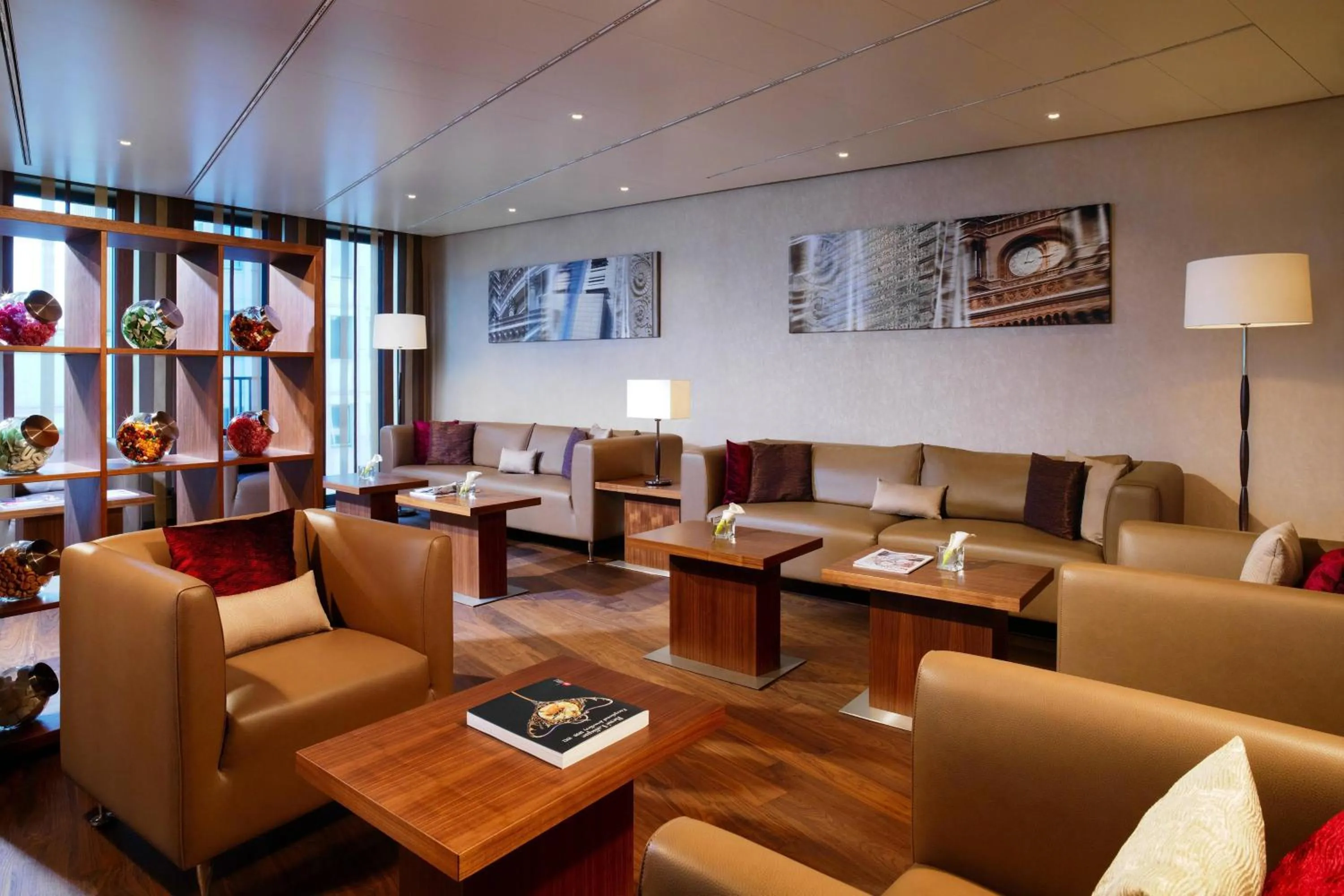 Lounge or bar in Berlin Marriott Hotel