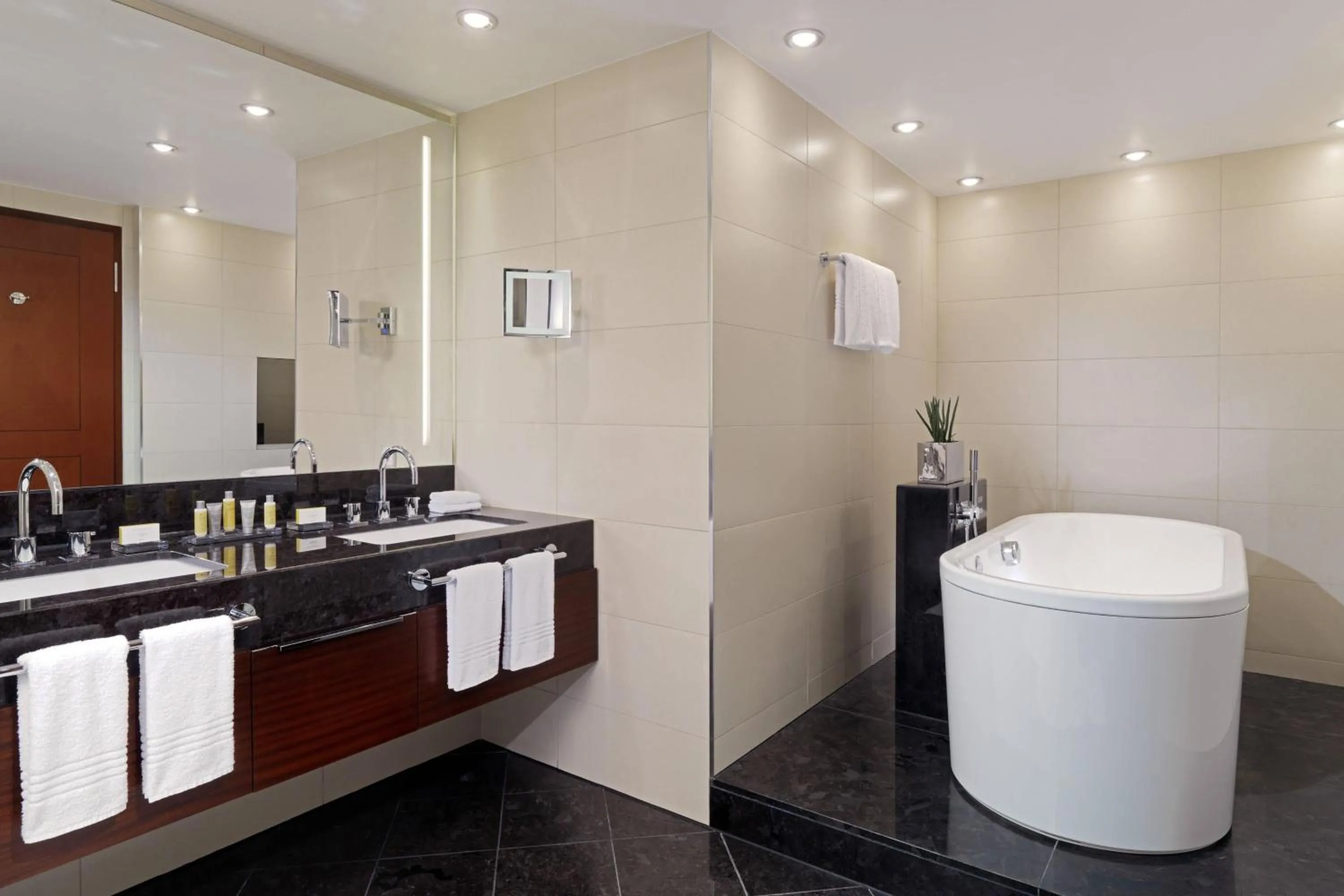 Bathroom in Berlin Marriott Hotel