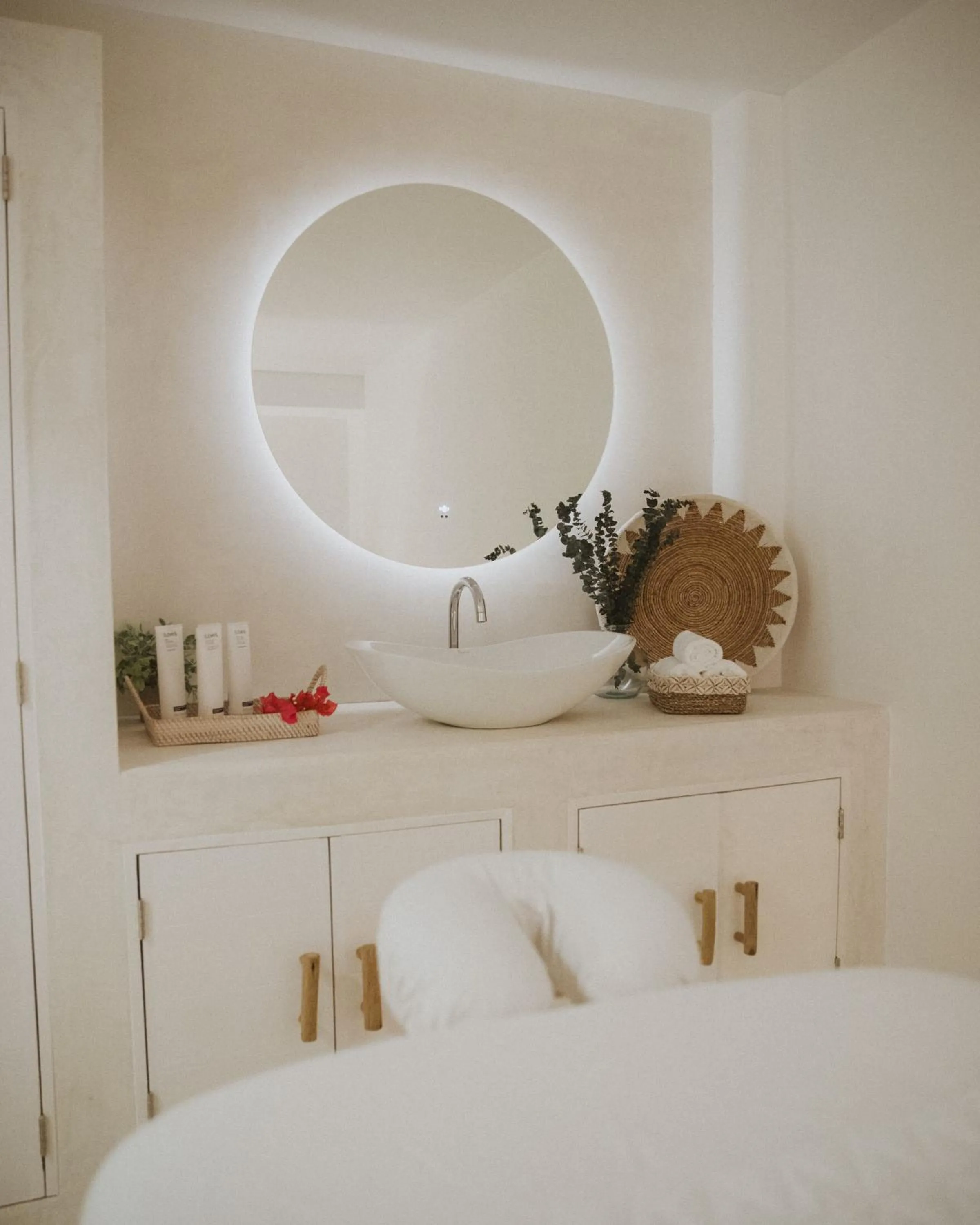 Spa and wellness centre/facilities, Bed in Long Bay Beach Resort