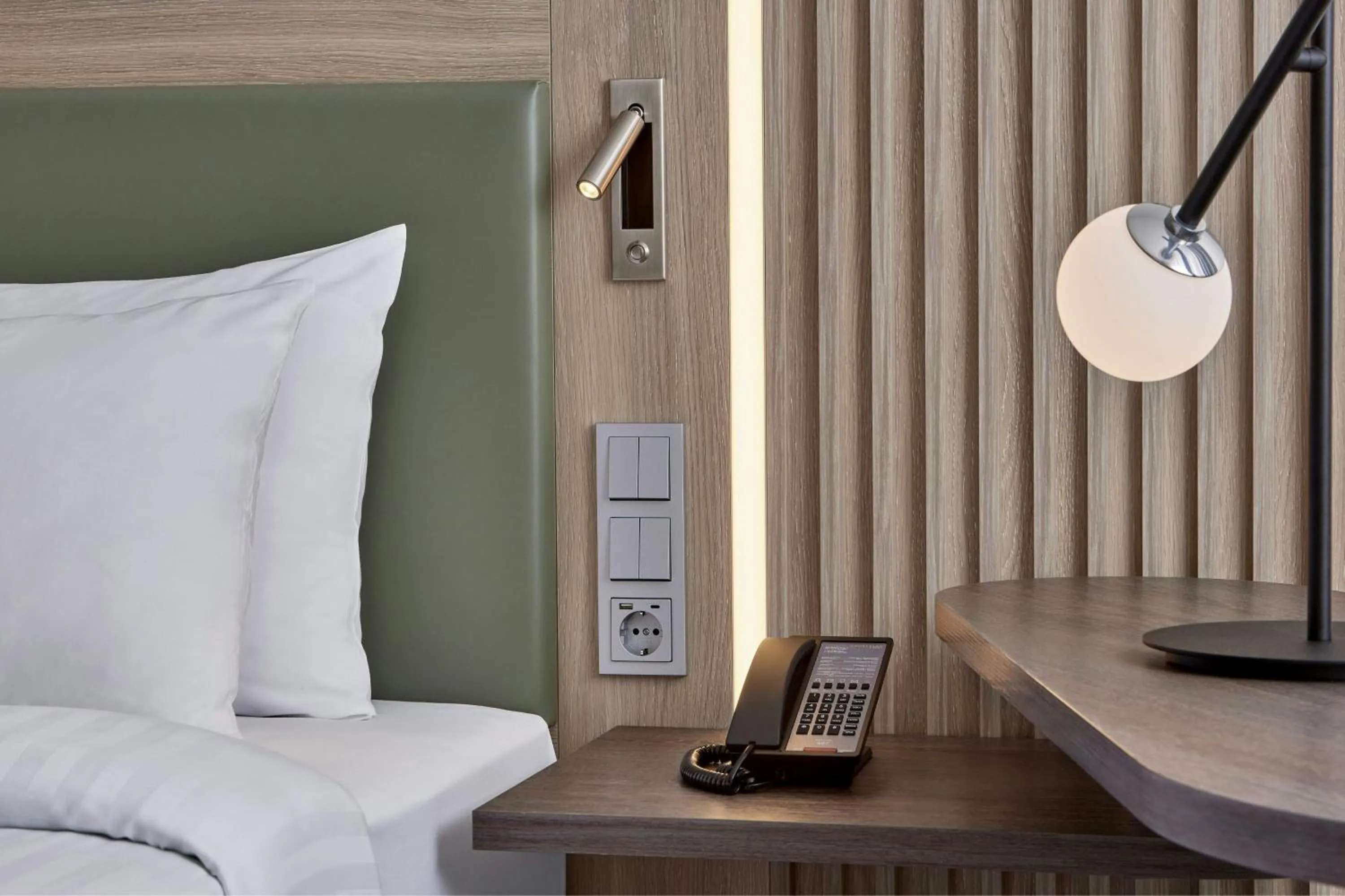 Photo of the whole room in Courtyard by Marriott Berlin City Center