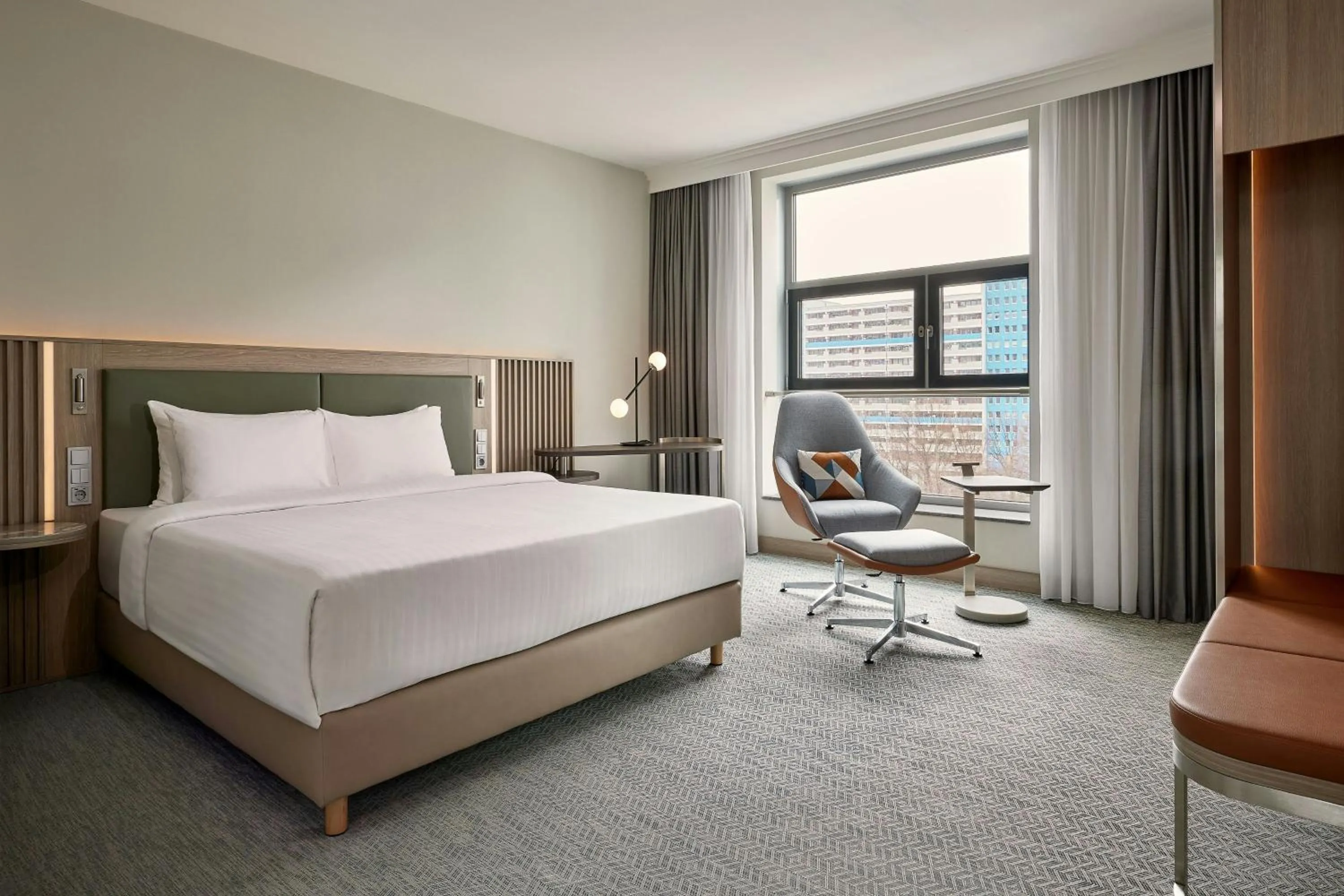 Bedroom, Bed in Courtyard by Marriott Berlin City Center