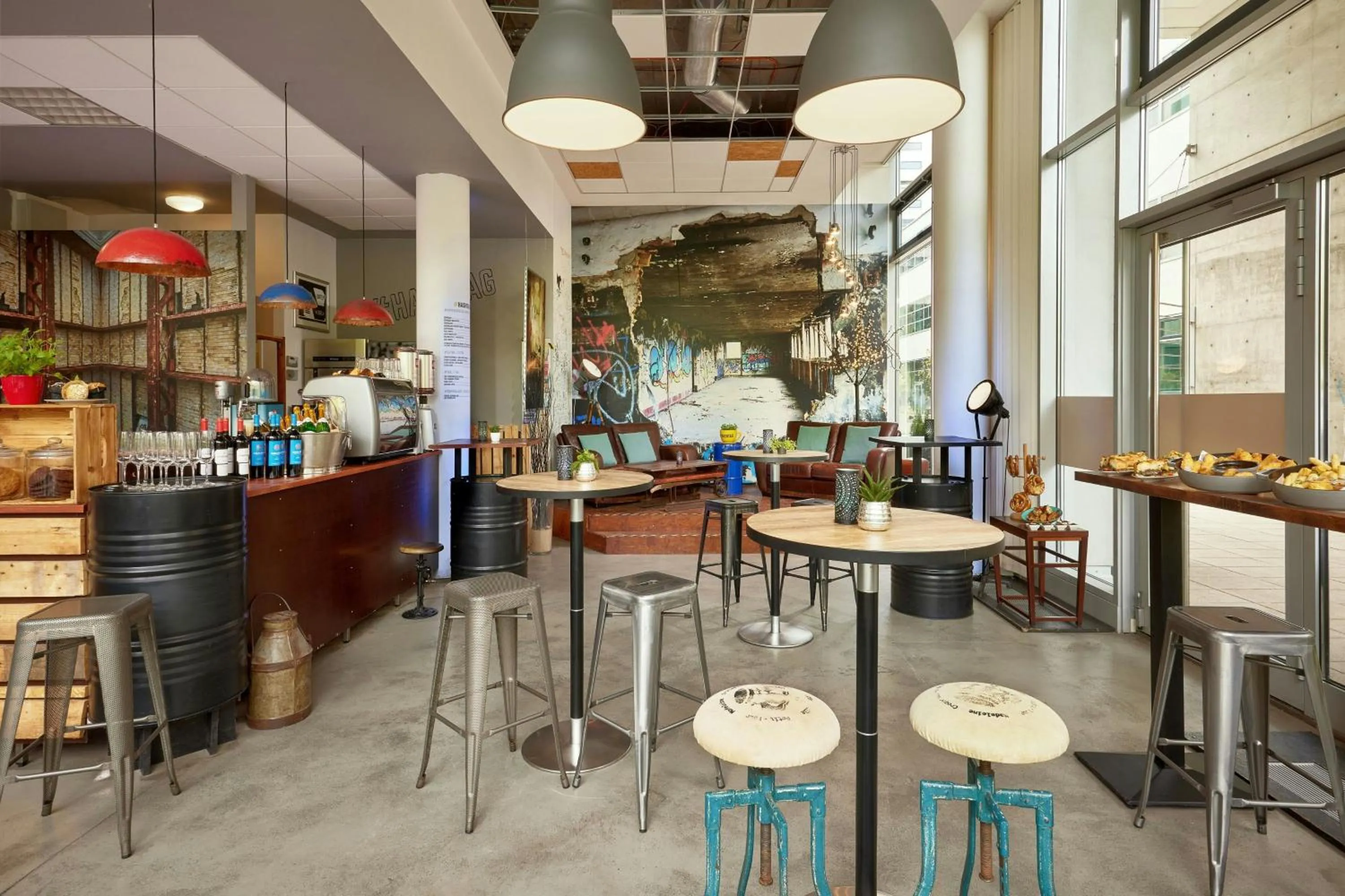 Restaurant/places to eat in Courtyard by Marriott Berlin City Center