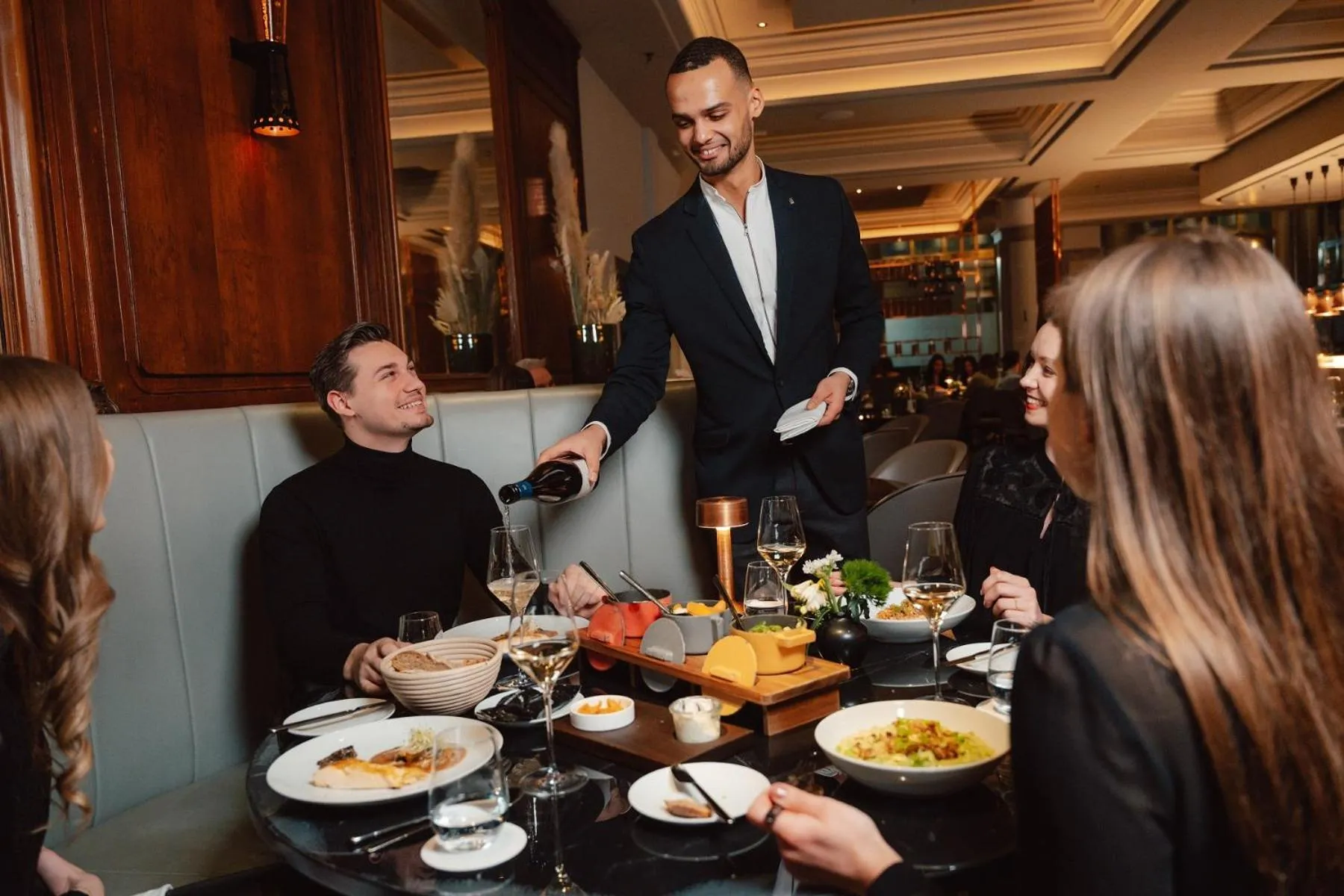 Restaurant/places to eat in The Ritz-Carlton, Berlin