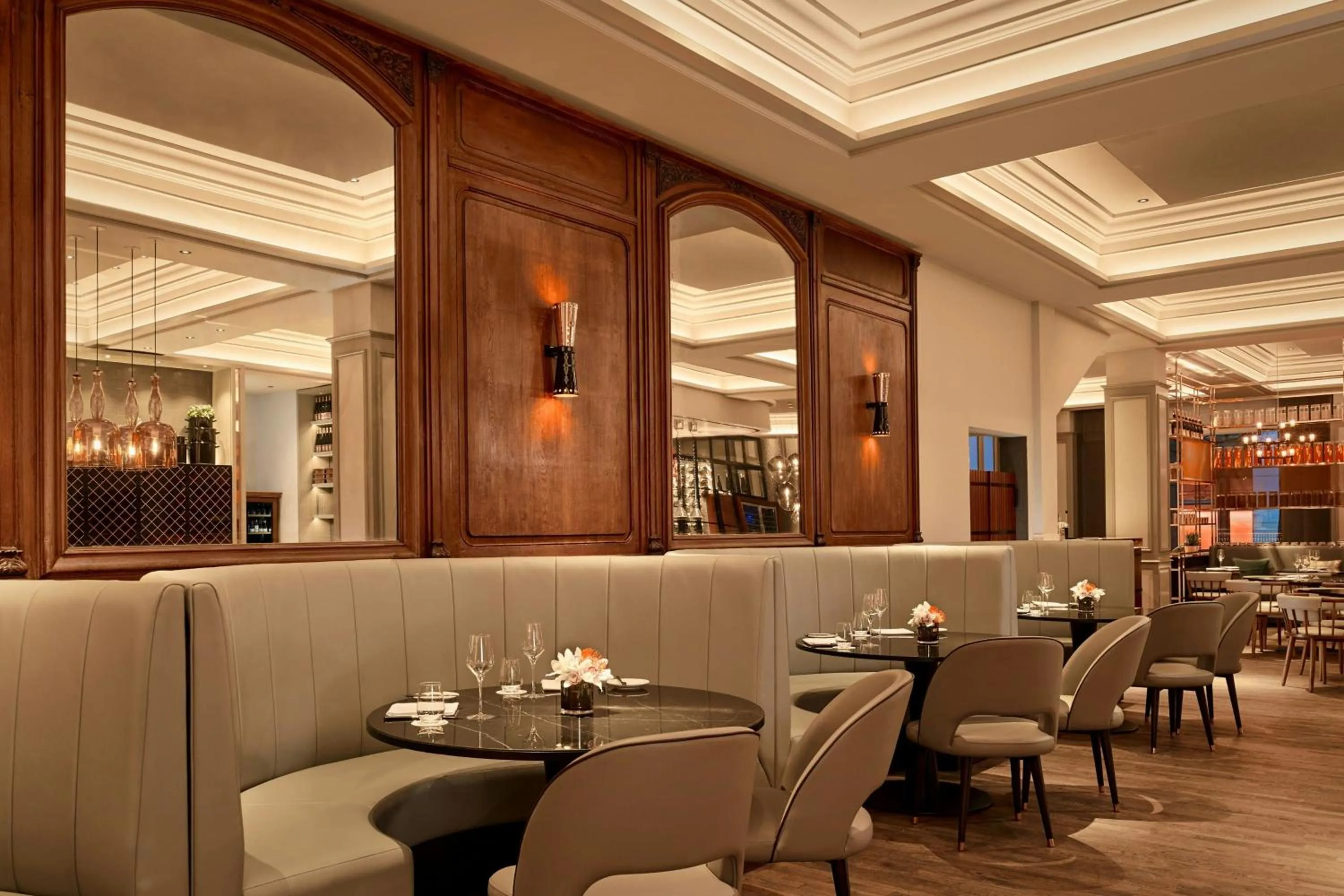 Restaurant/places to eat in The Ritz-Carlton, Berlin