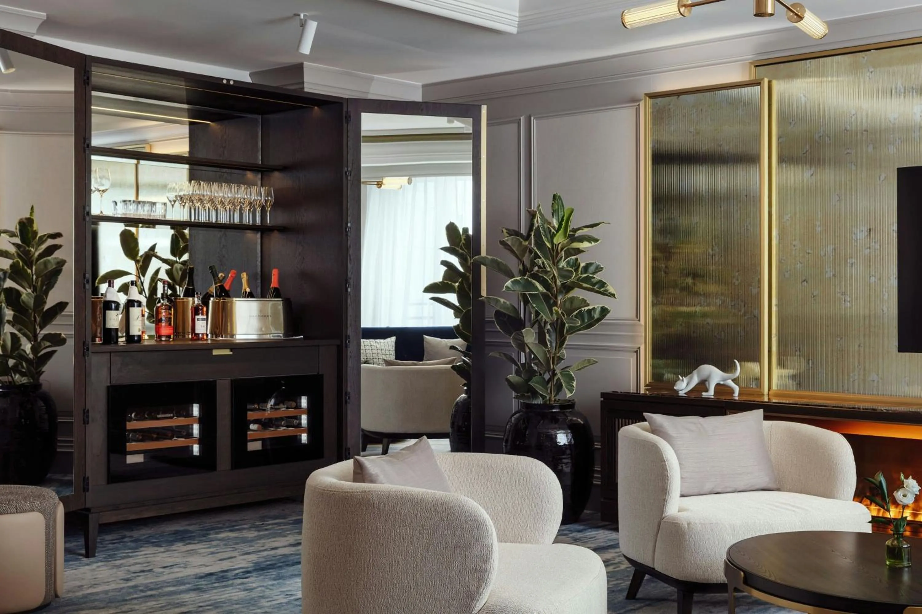 Lounge or bar in The Ritz-Carlton, Berlin