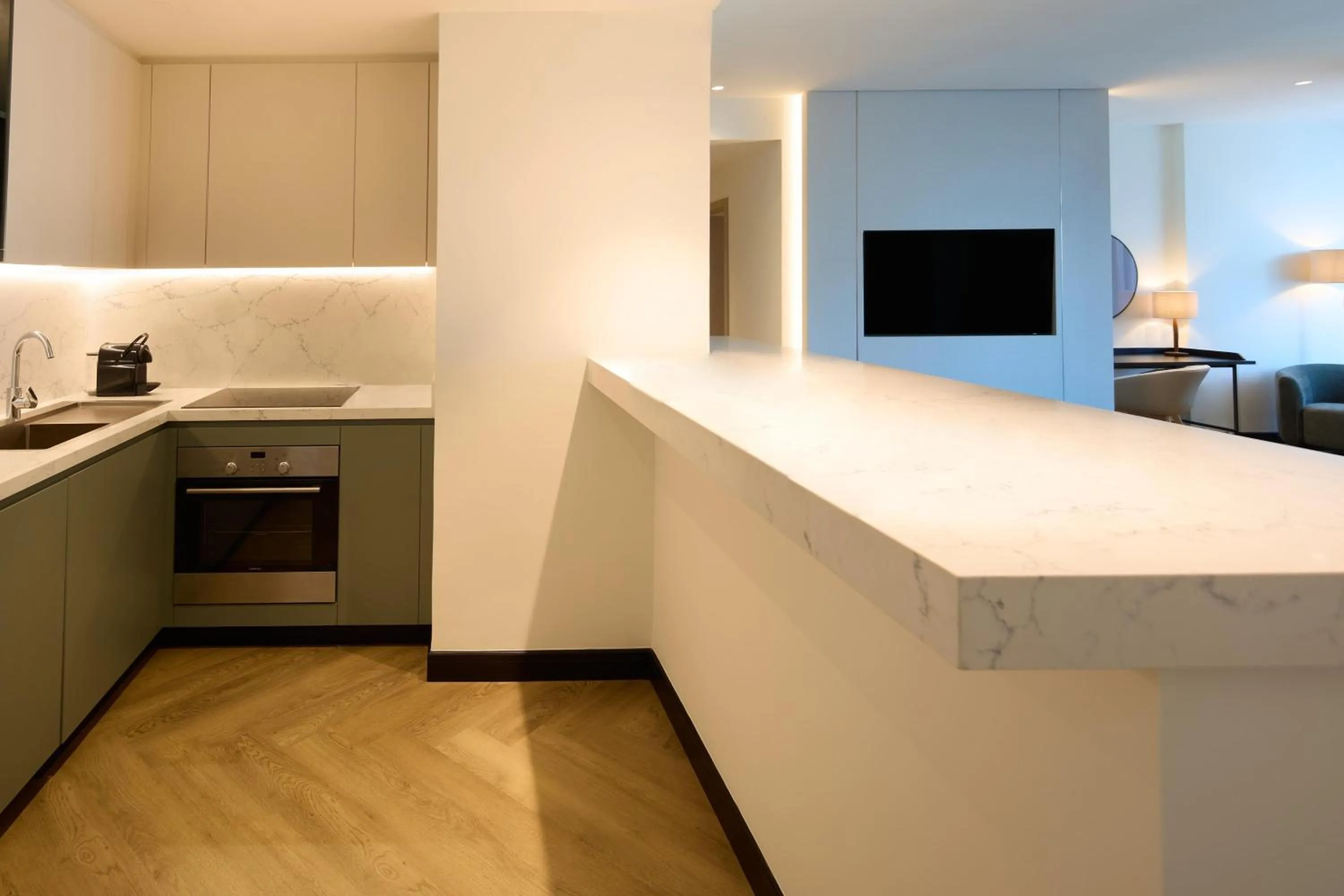 Kitchen or kitchenette in Radisson Blu Residence, Dubai Marina