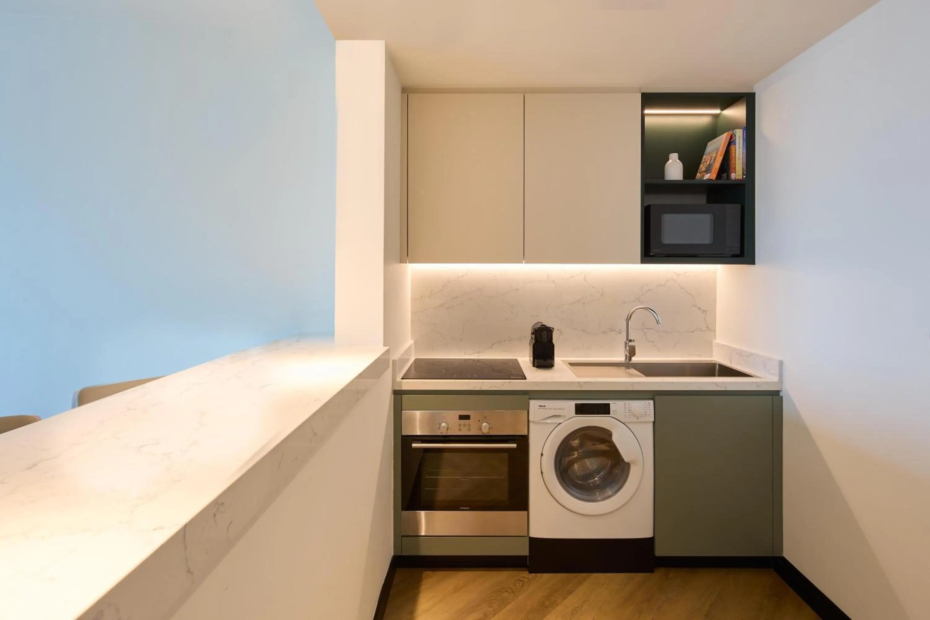 Kitchen or kitchenette in Radisson Blu Residence, Dubai Marina