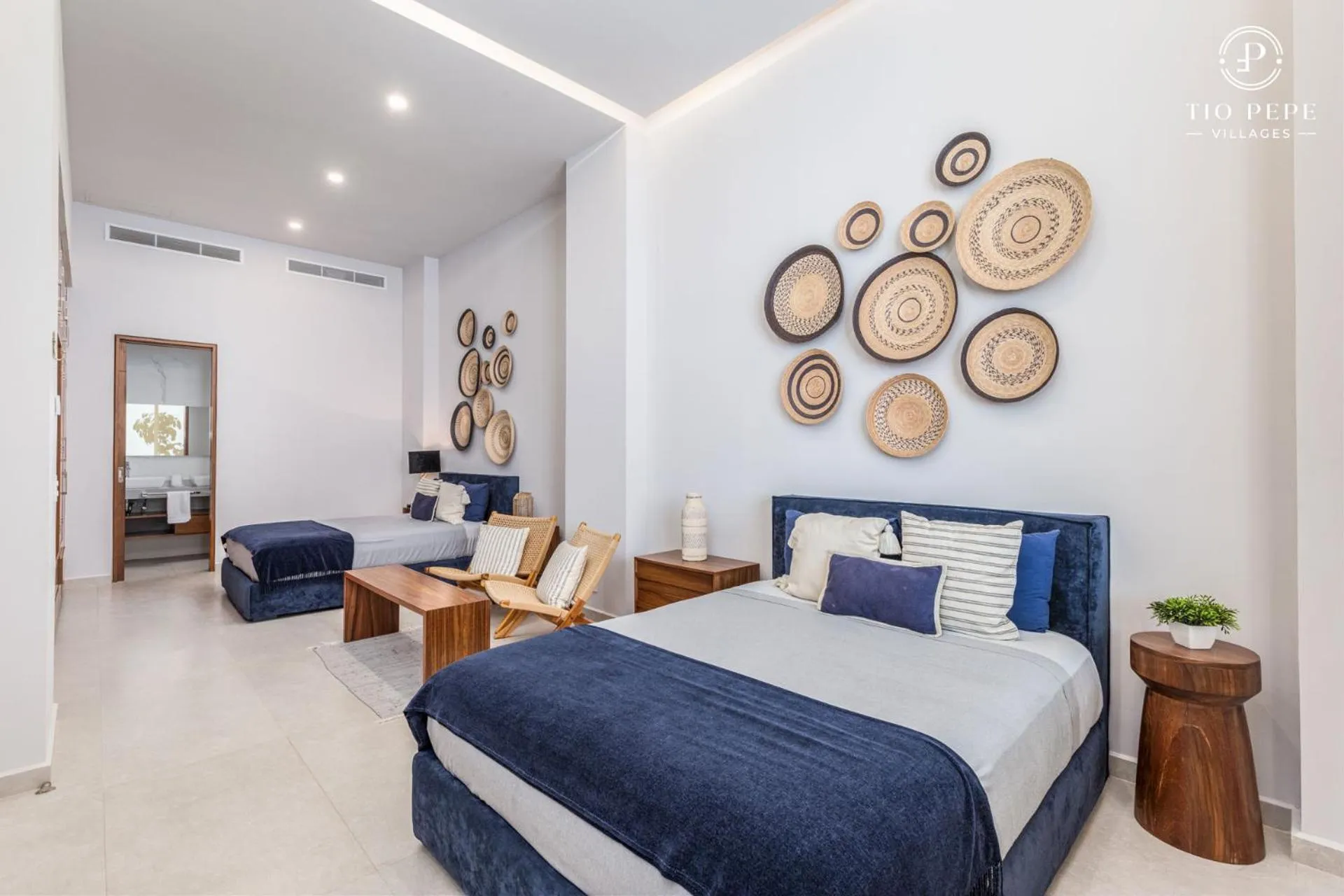 Bed in Harbor Puerto Vallarta 14003