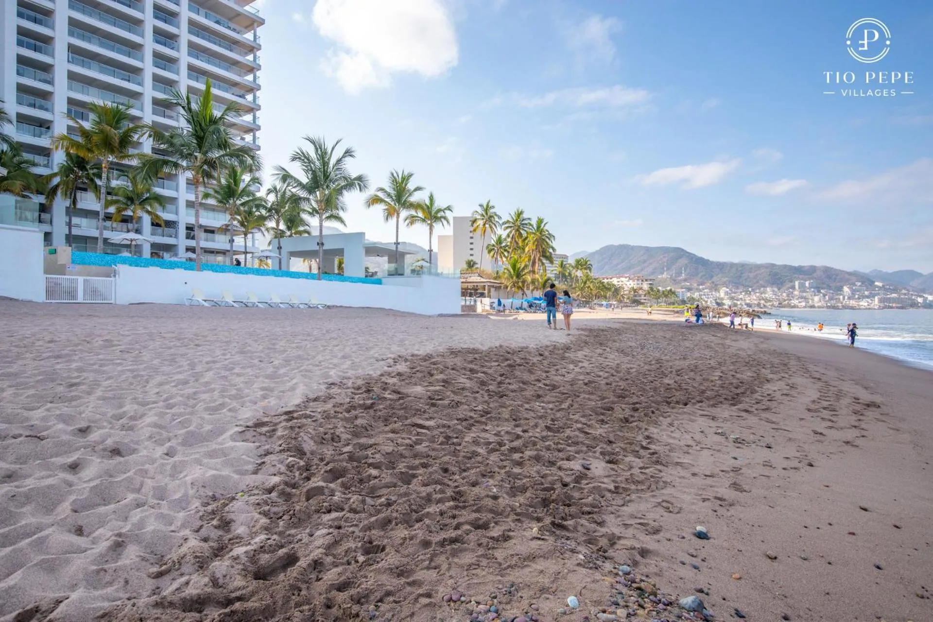 Beach in Harbor Puerto Vallarta 1008