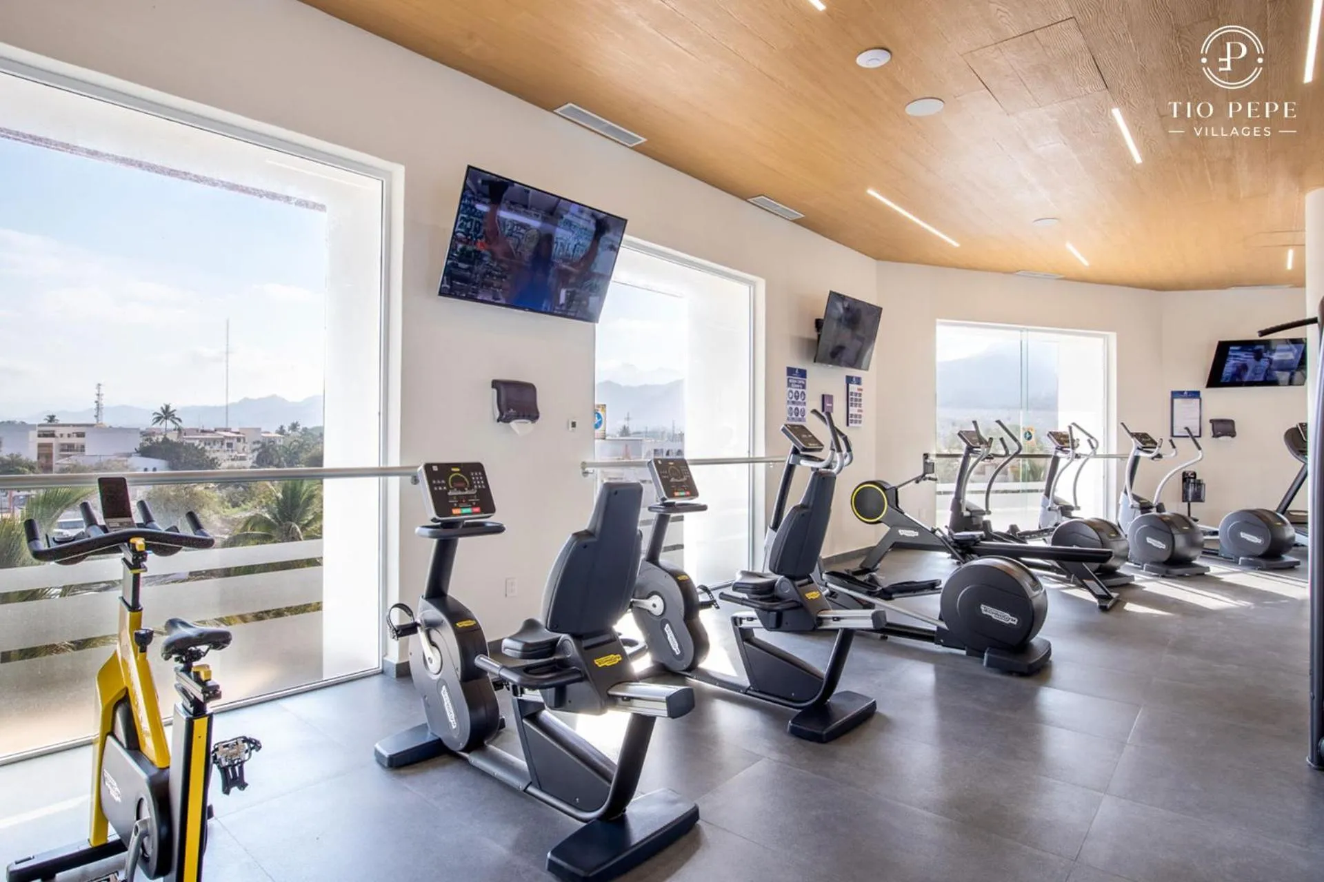 Fitness centre/facilities in Harbor Puerto Vallarta 1008