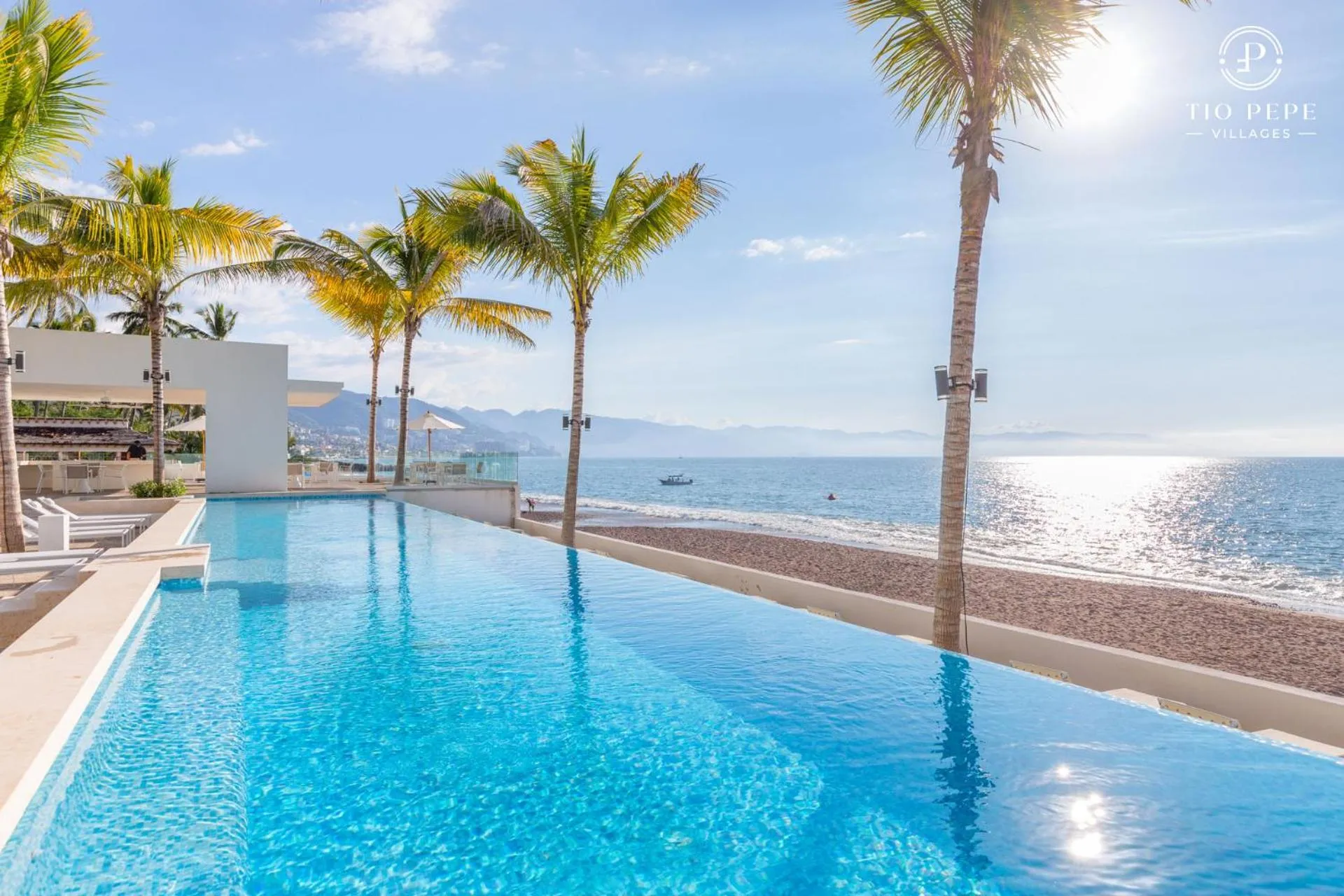 Pool view in Harbor Puerto Vallarta 1008