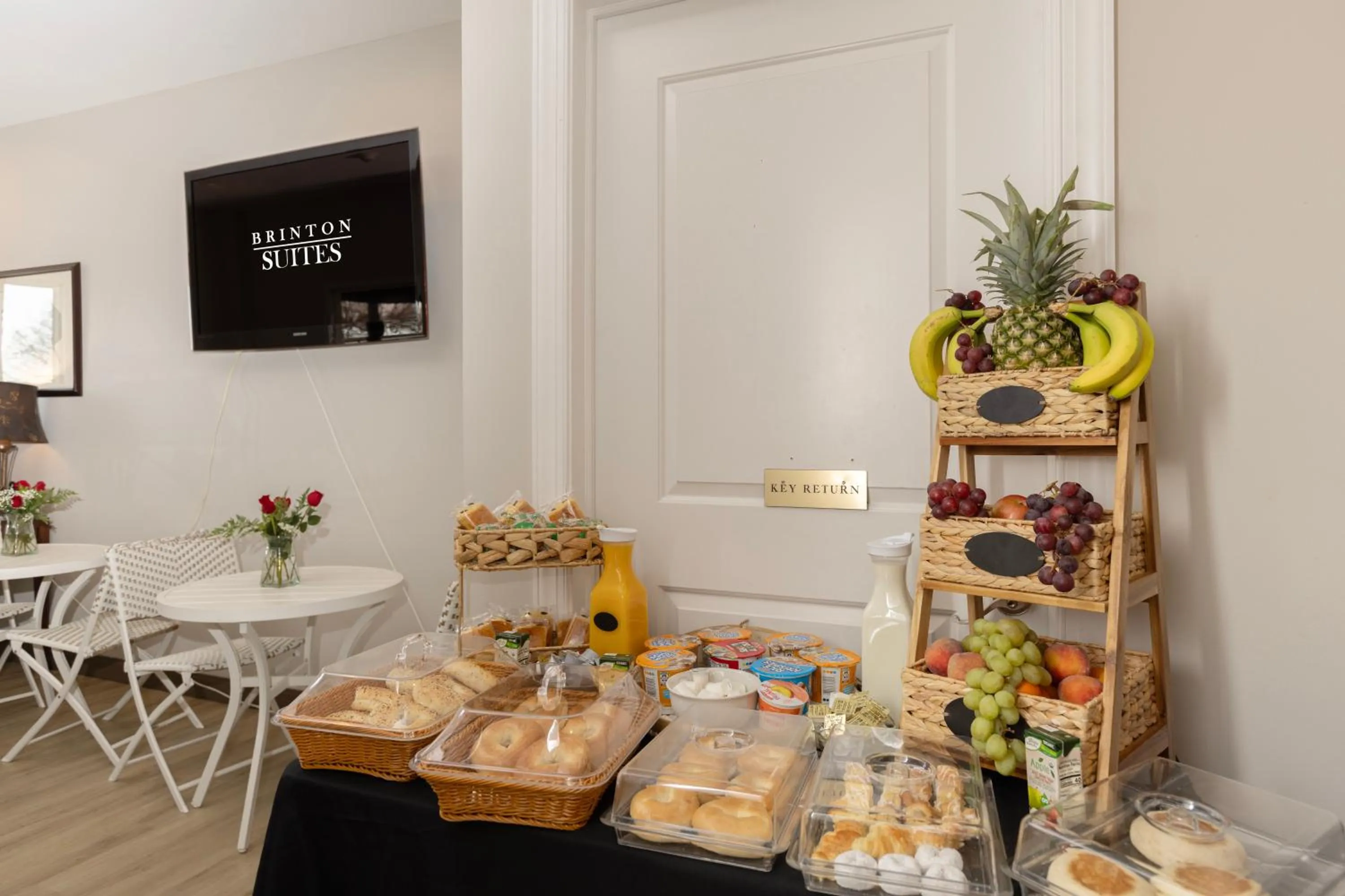 Buffet breakfast in Brinton Suites