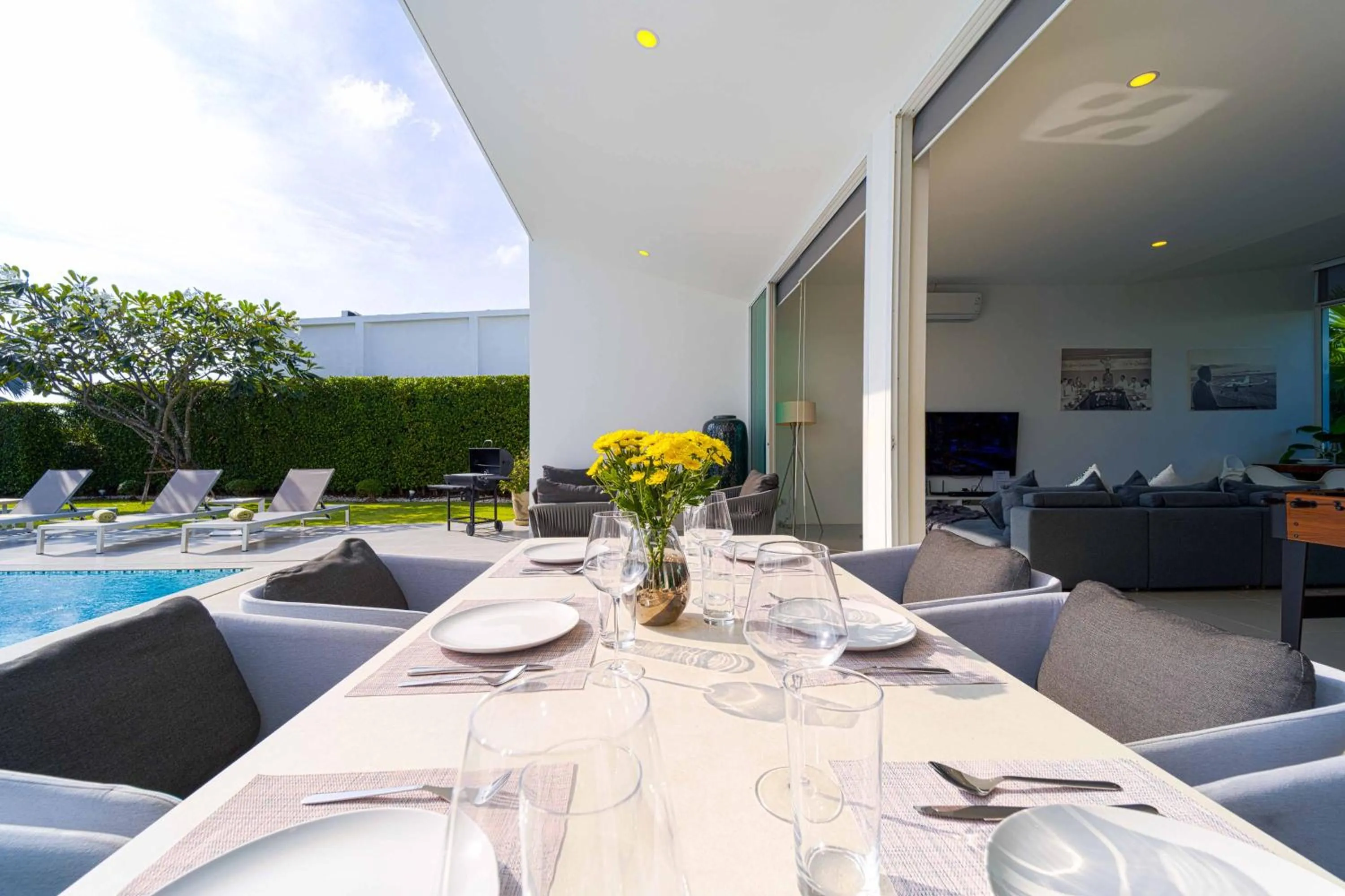 Dining area in Harmony Villa 5 Bedroom Modern Pool Villa - KH-A7