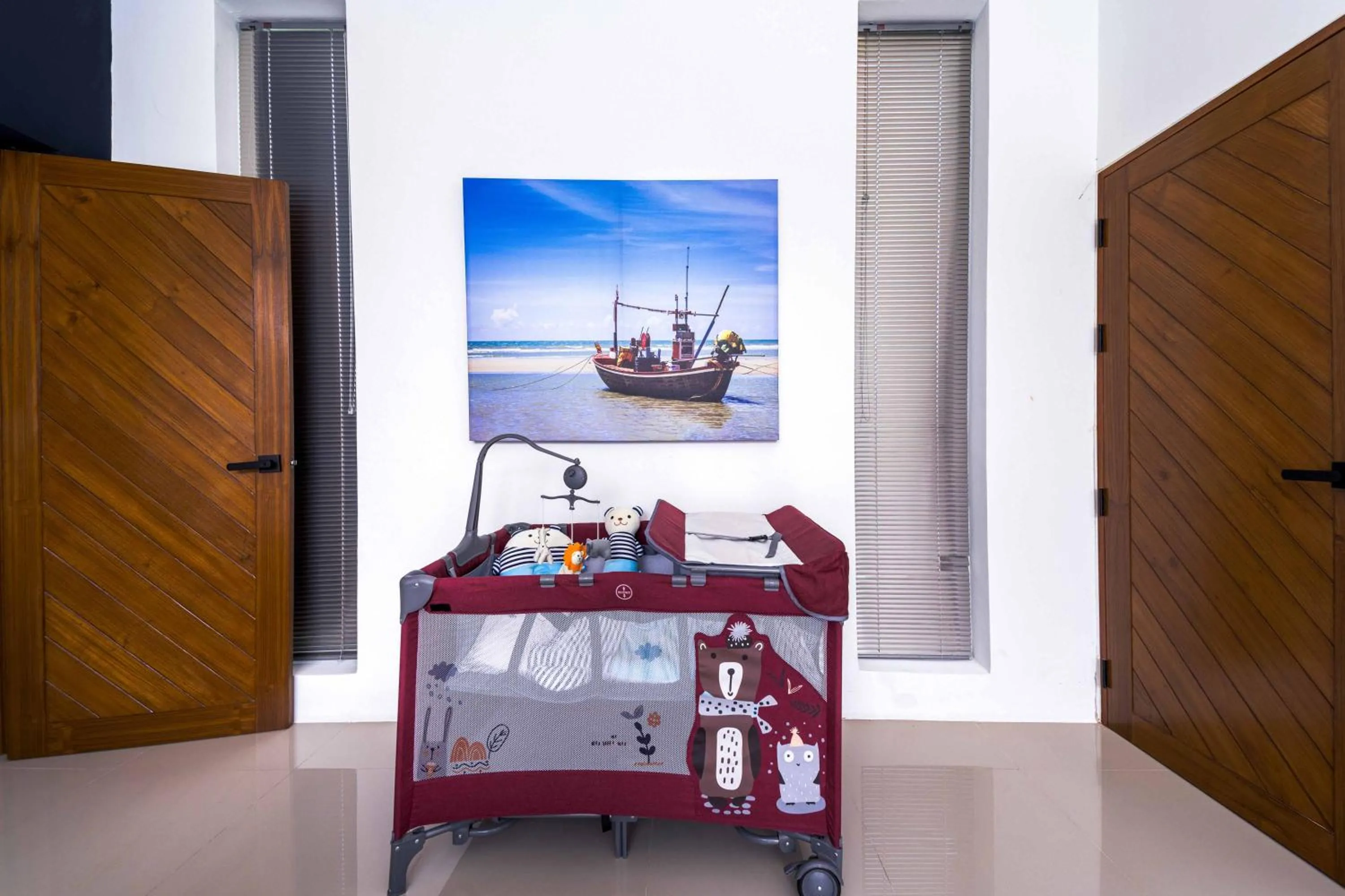 Bedroom in Harmony Villa 5 Bedroom Modern Pool Villa - KH-A7