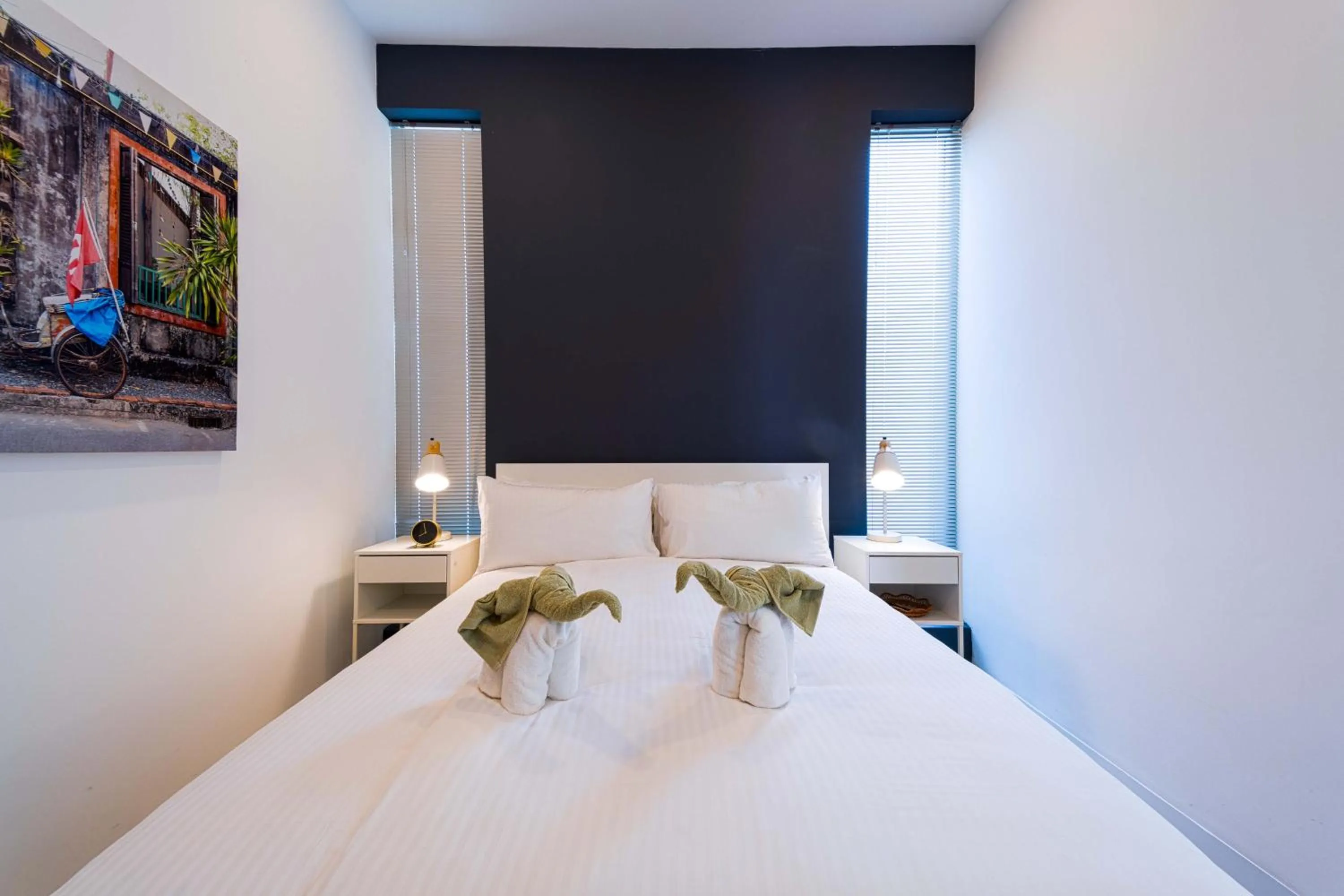 Bedroom, Bed in Harmony Villa 5 Bedroom Modern Pool Villa - KH-A7