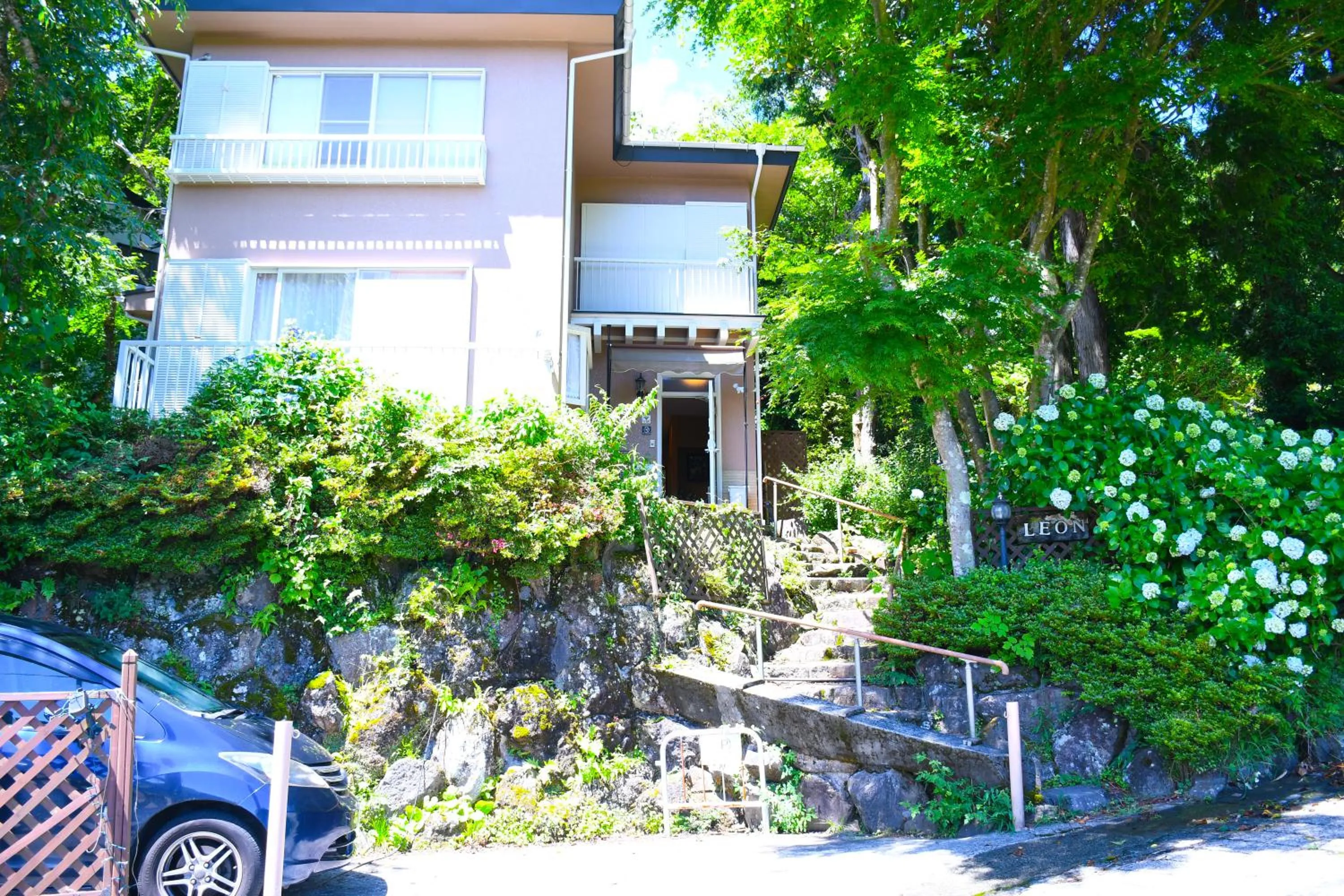 Property building in HAKONE LEON